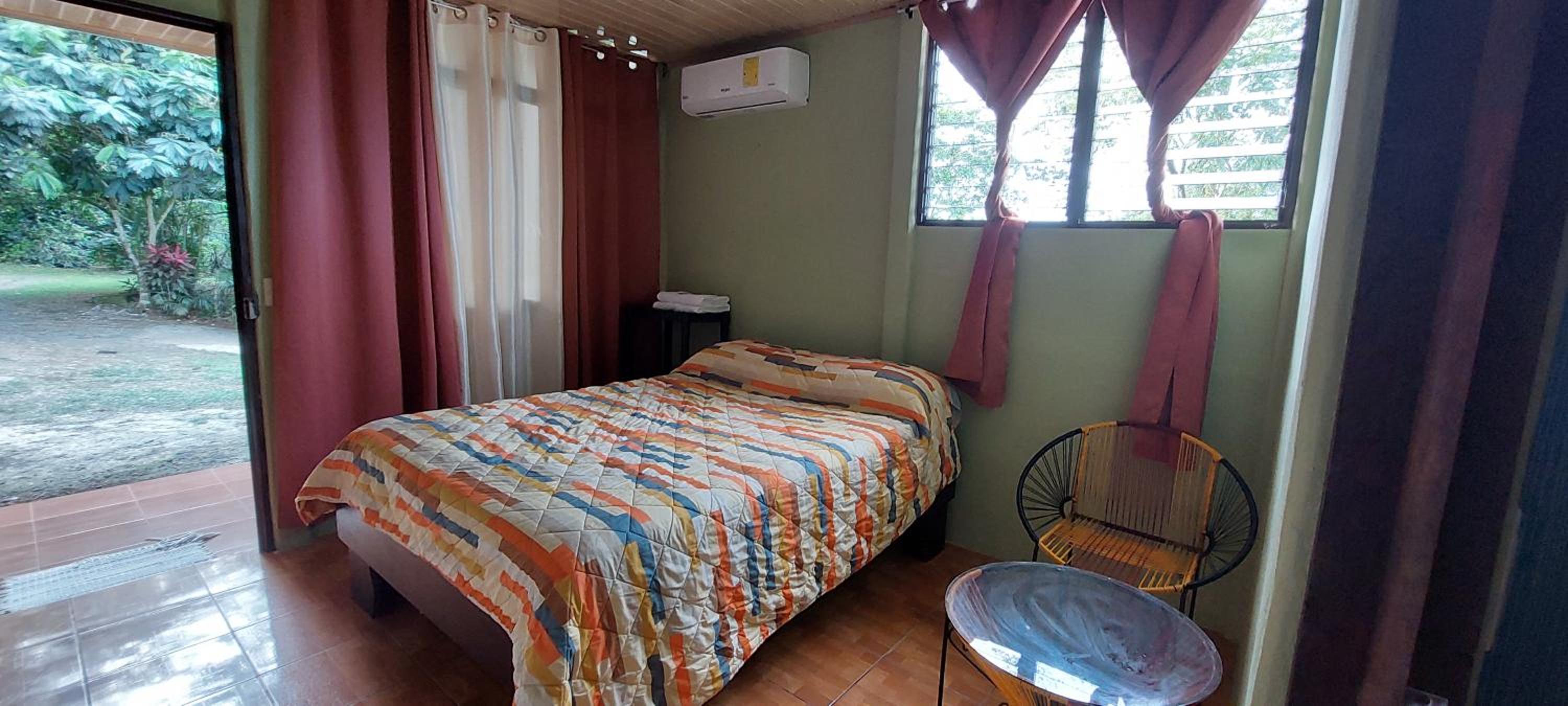 Hostal y cabinas anita-and rafting tour!