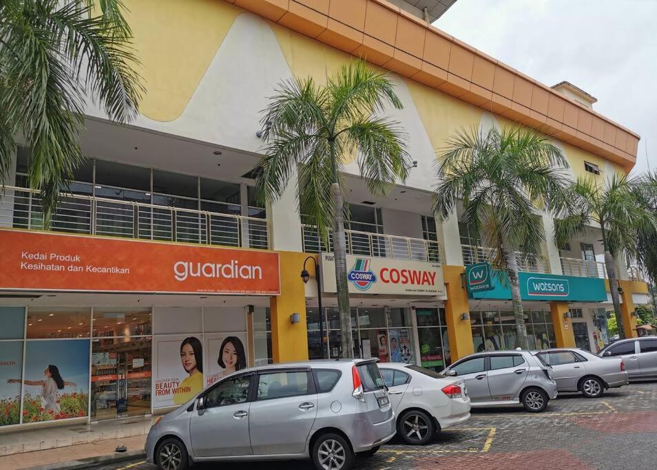 Kajang Town Homestay@ MKH Boulevard NETFLIX & WIFI photo 6