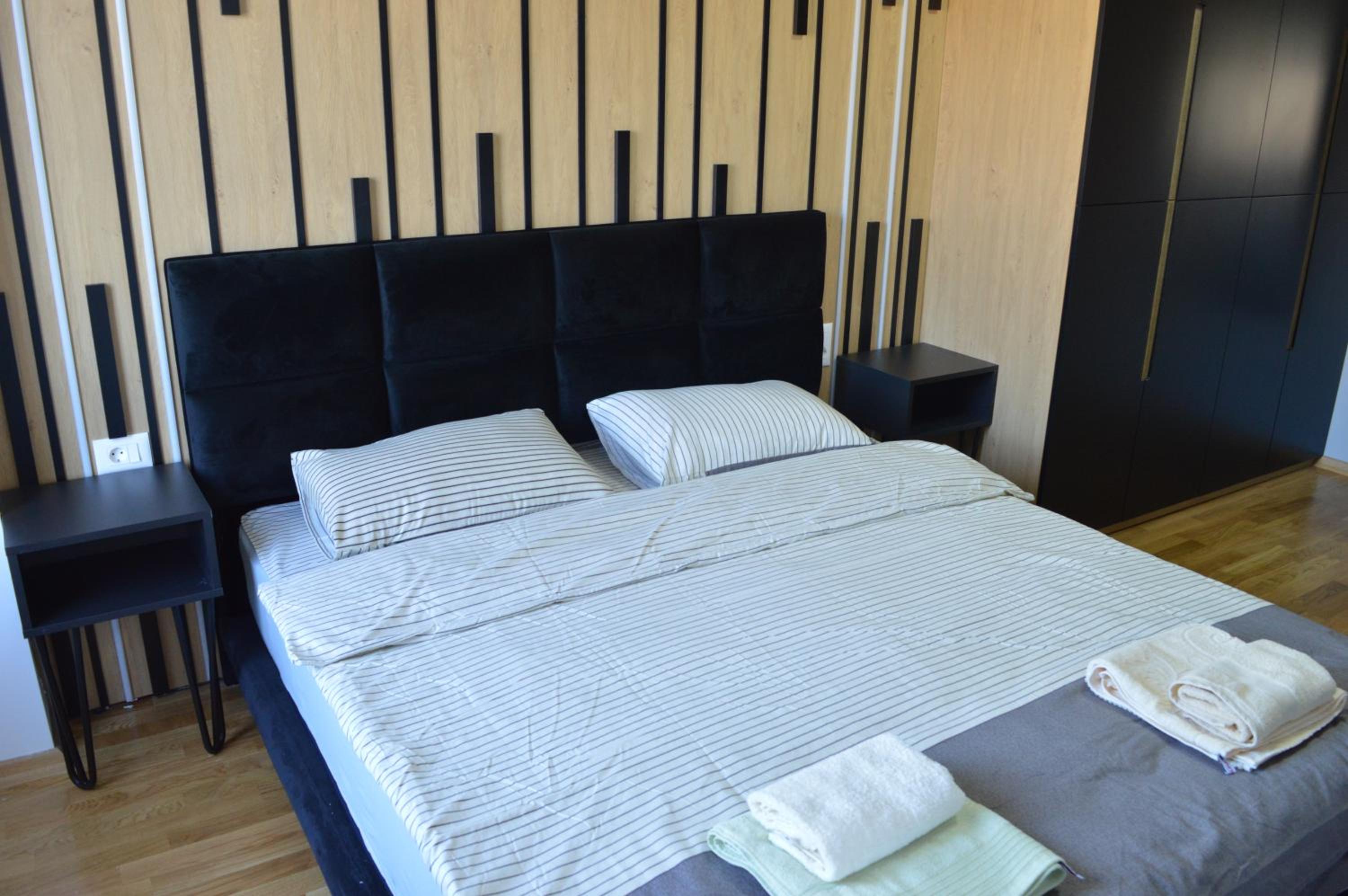 Unity Luxury Apartment - Skopje view 2