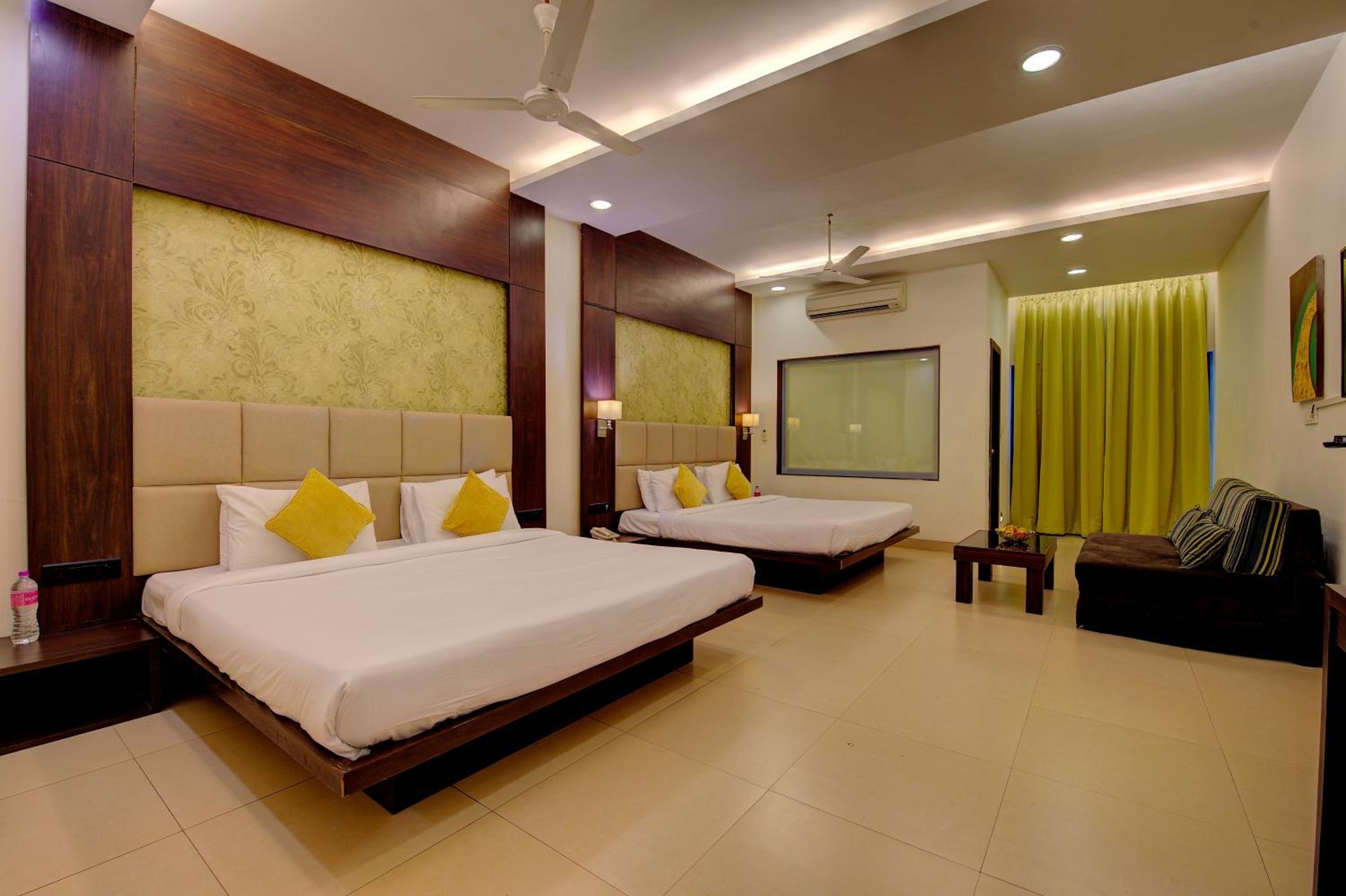 Khanvel Resort