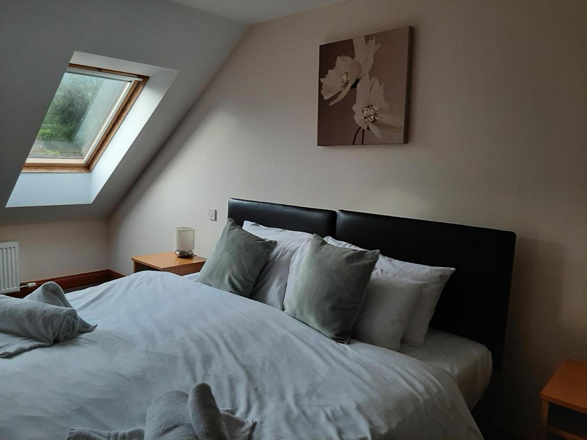 Holly Lodge view 5
