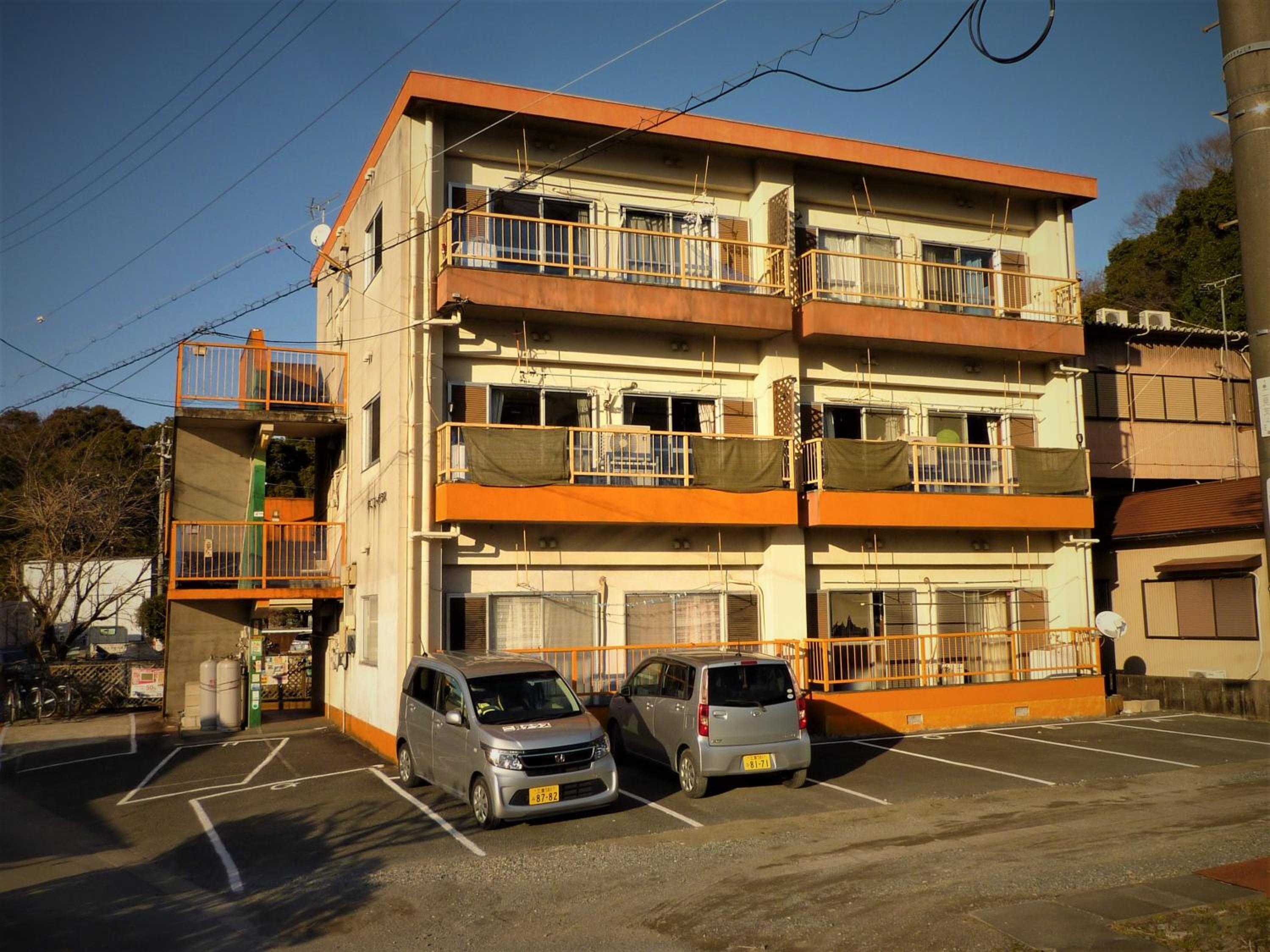 Futami Terrace C