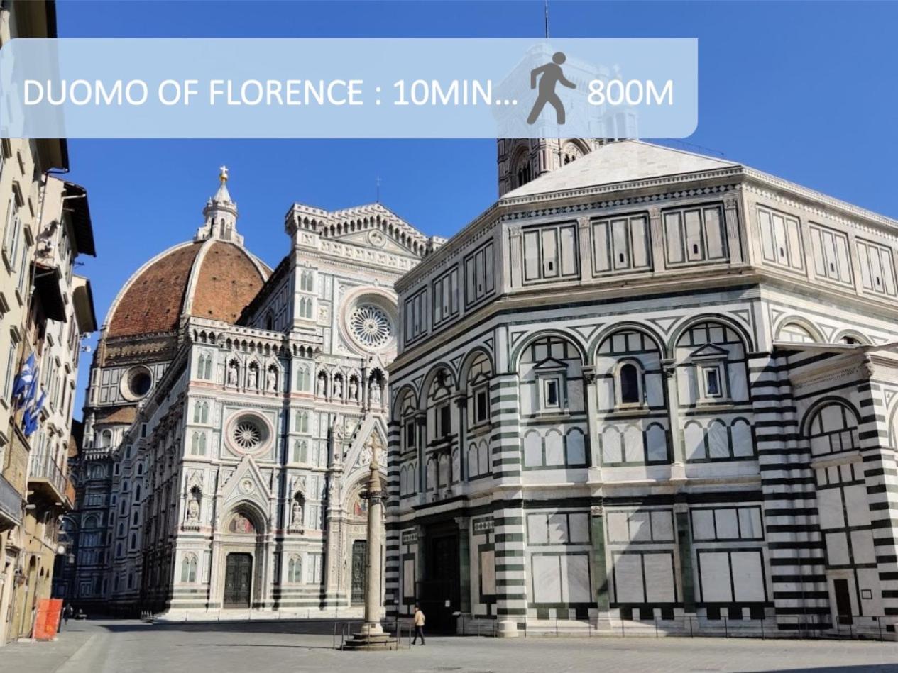 Florence Red Impression - in the city center