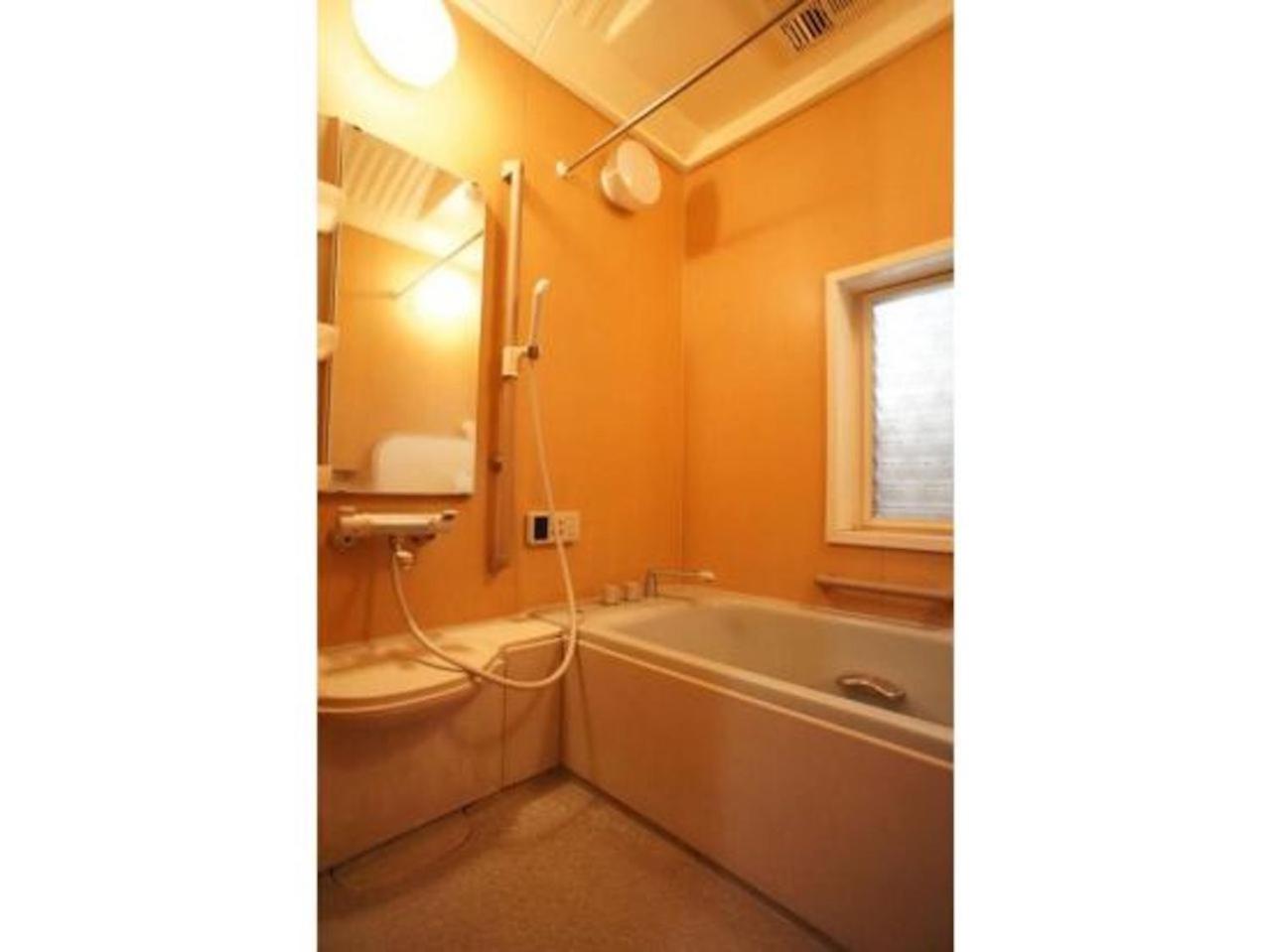 IZA Kamakura Guest House and Bar