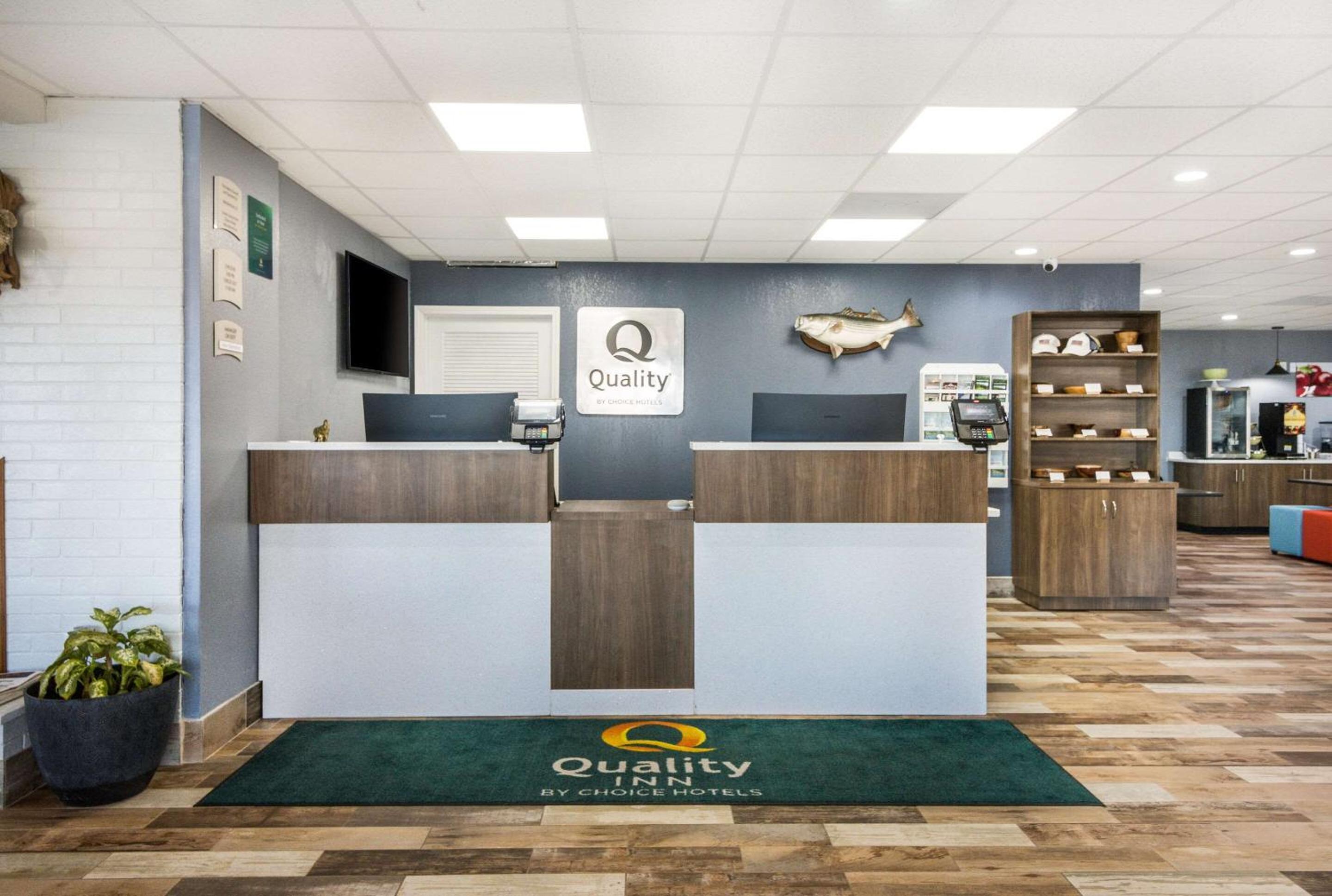 Henderson Vacations - Quality Inn - On The Lake Clarksville-Boydton - Property Image 4