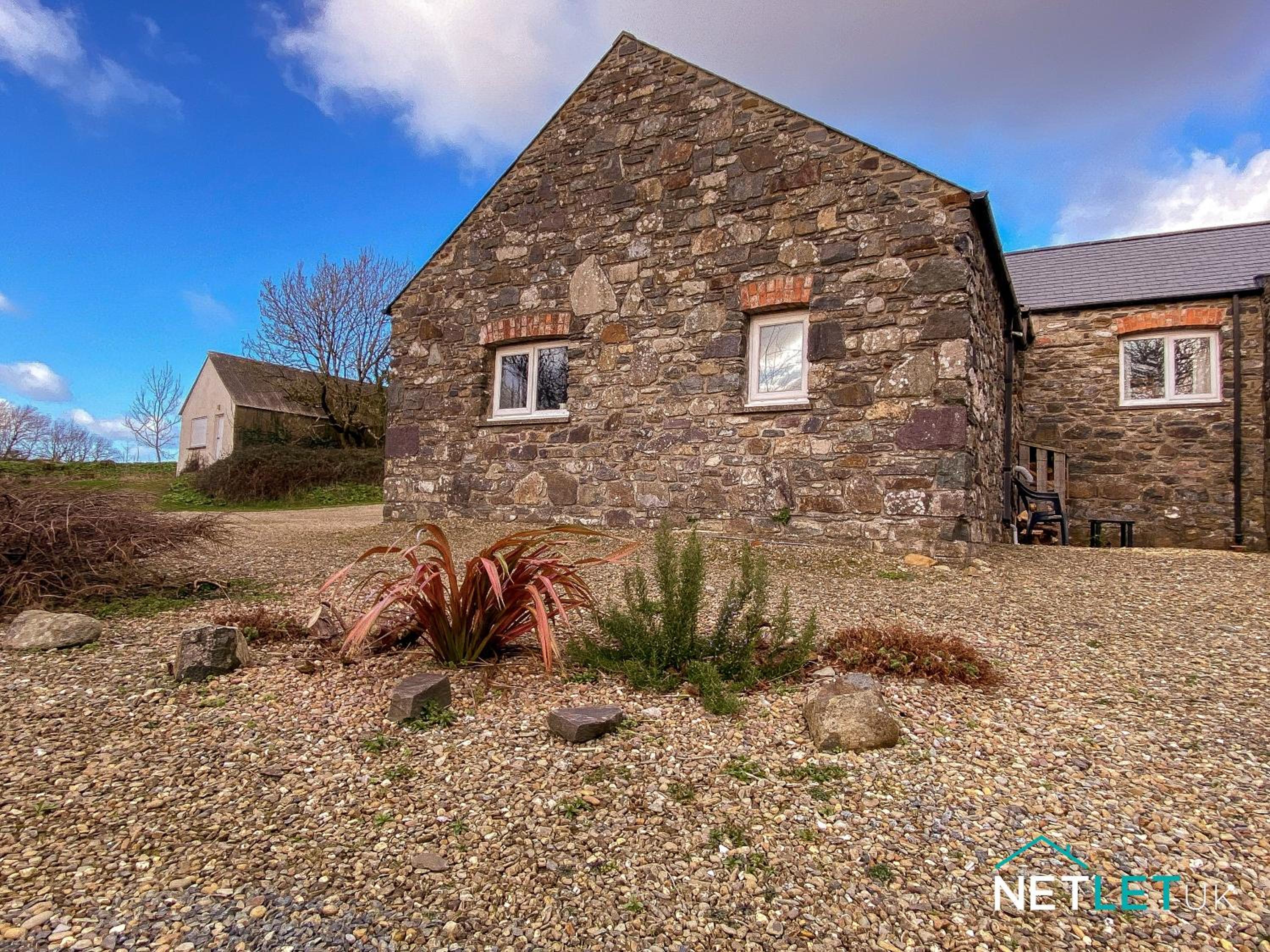 Y Llofft Wair, Solva view 3
