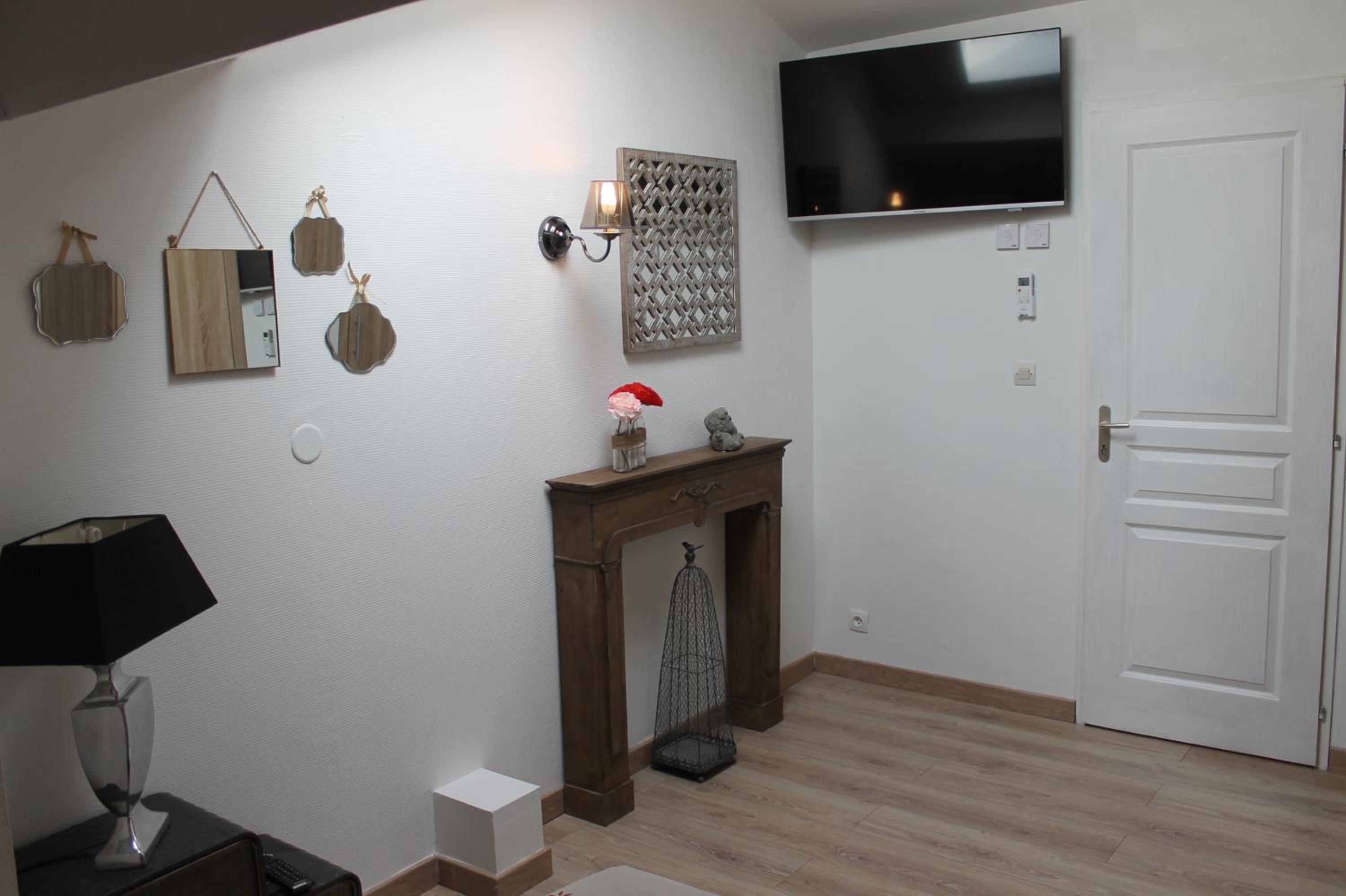 Photo 29