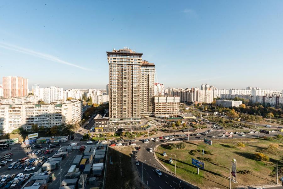 Роскошная 3к квартира 135м2 на набережной. Минская view 5