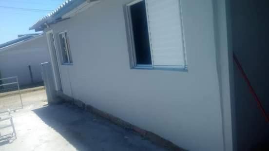 KITNET k1 em TORRES-RS - Na mais bela praia Gaúcha - 2 quartos - Frigobar - micro-ondas - banheiro - ar condicionado split - TV smart 32' - Wi-Fi - Anfitri view 3