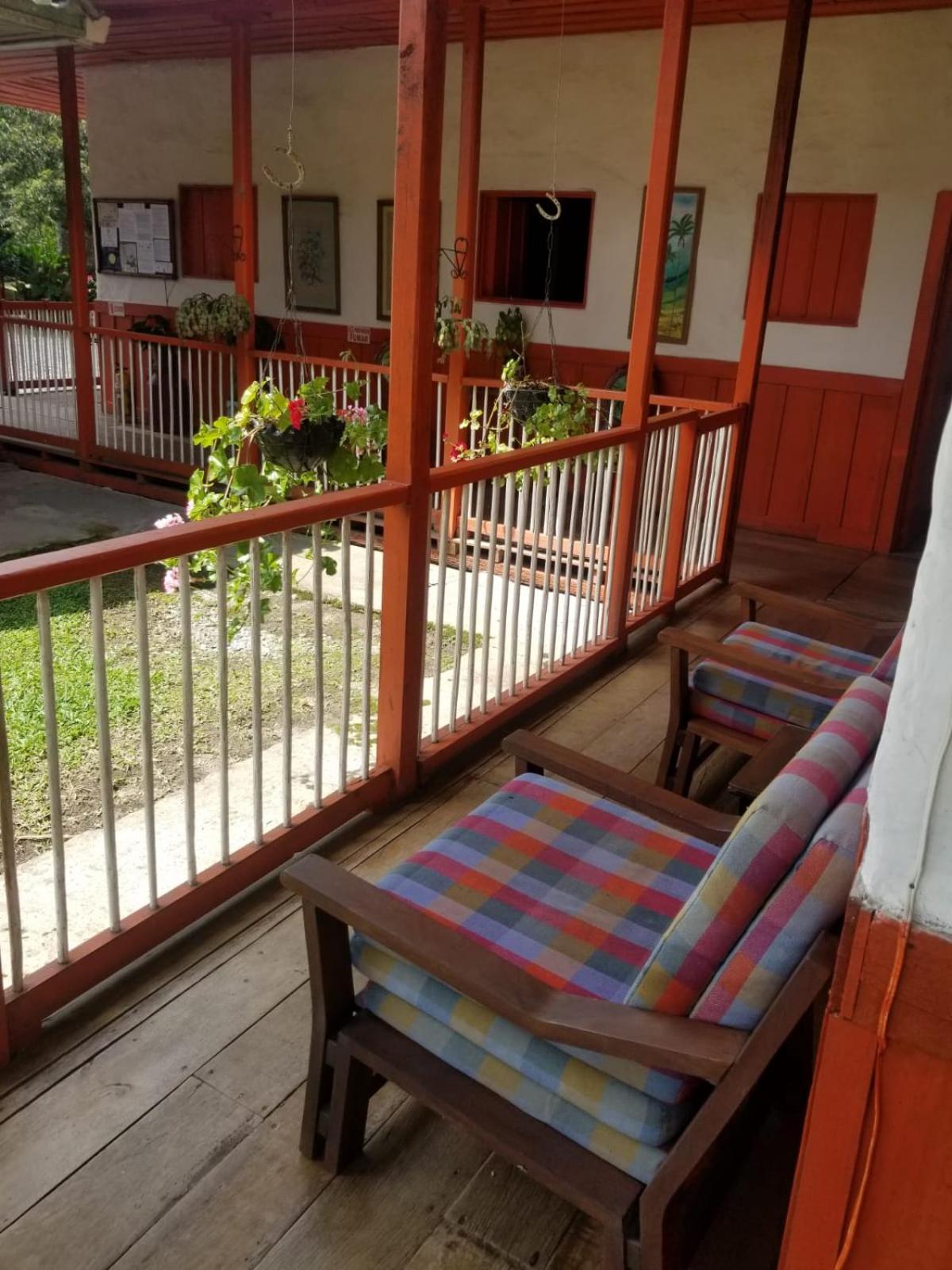 Hostal Rio Arabia - Valle De Cocora HOTEL view 4