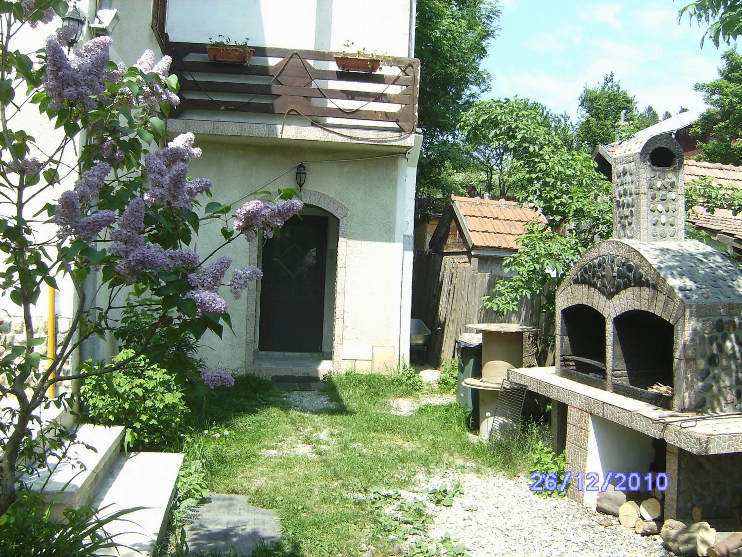 Pensiunea Irina 1 si 2