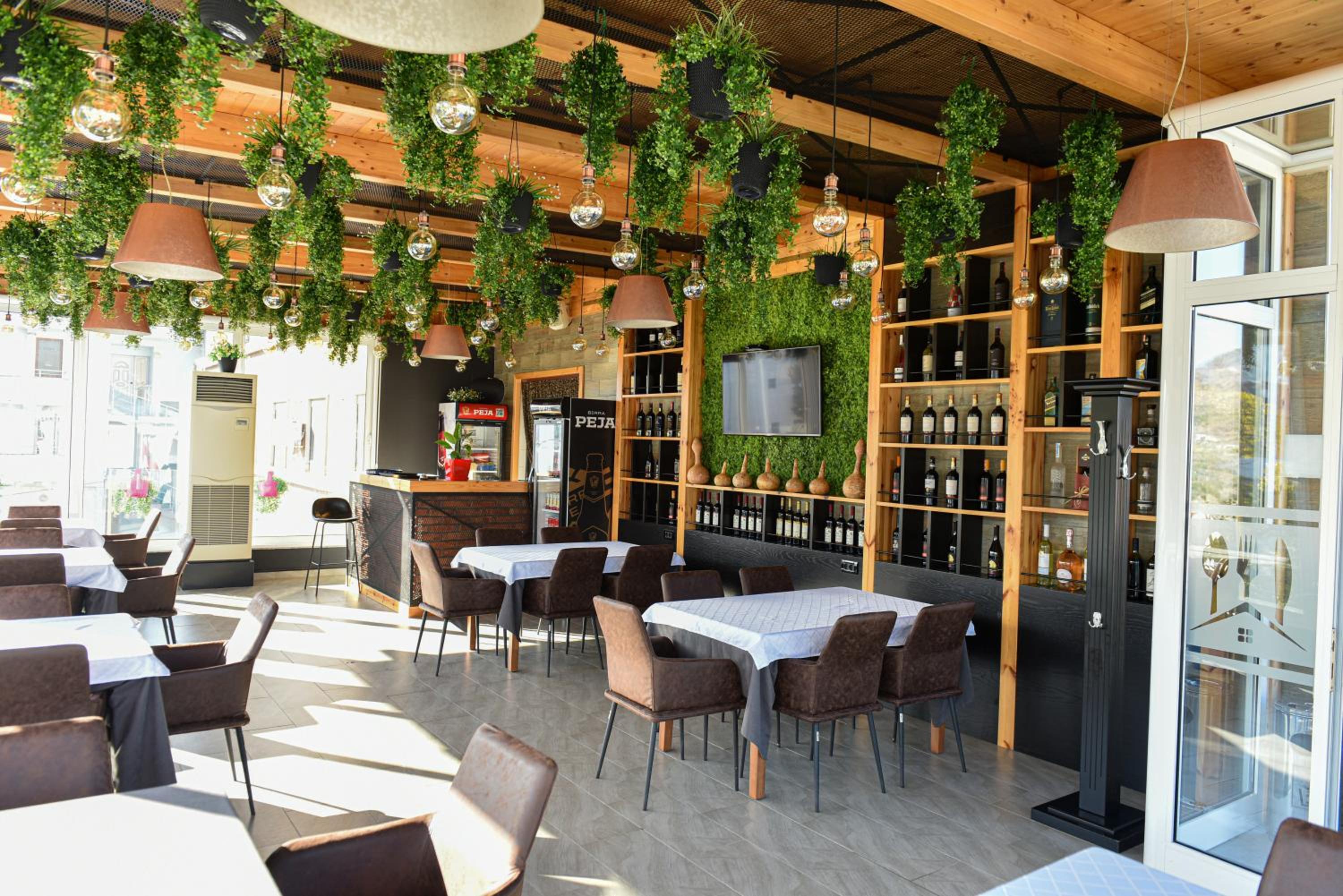 restaurant
