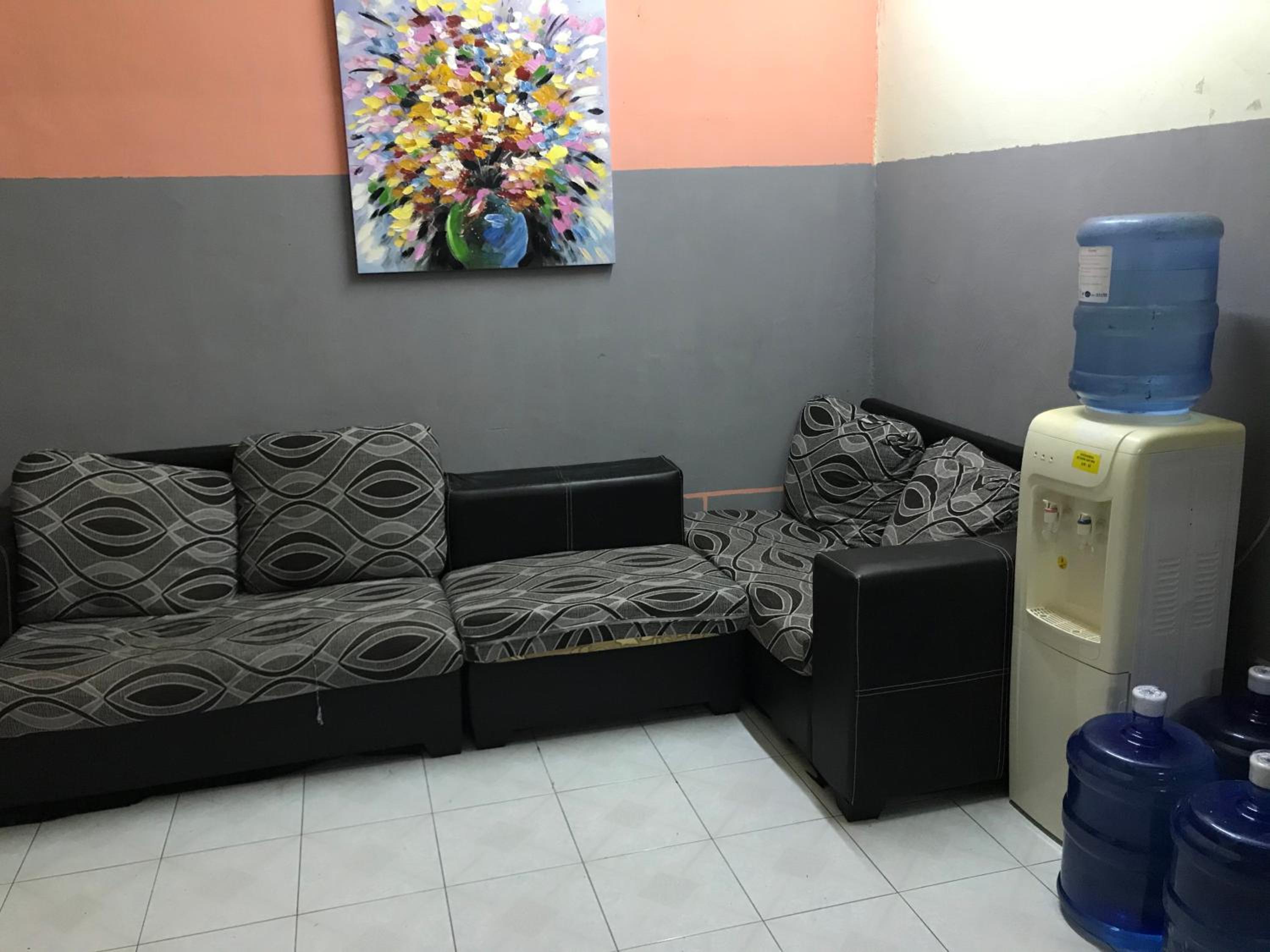 YB HOUSE photo 7