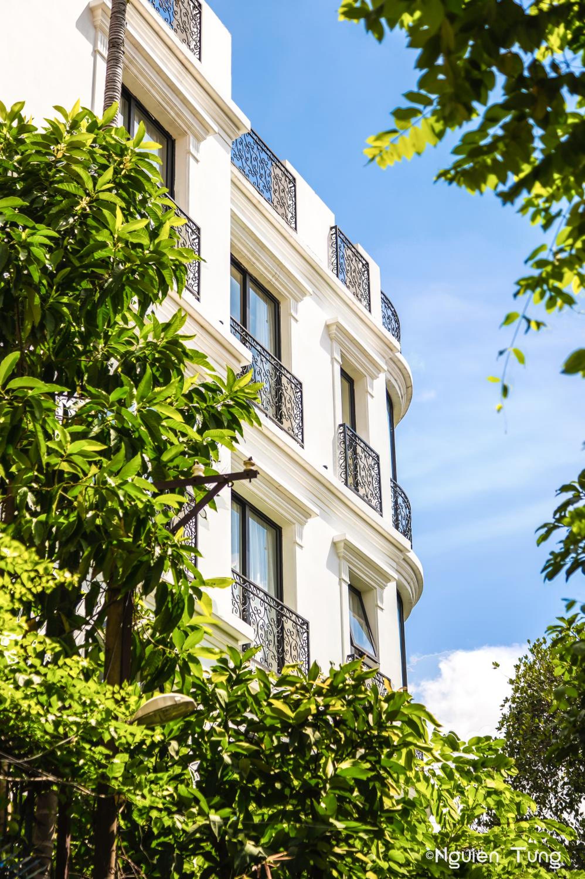 YÊN LIVING BÌNH THẠNH