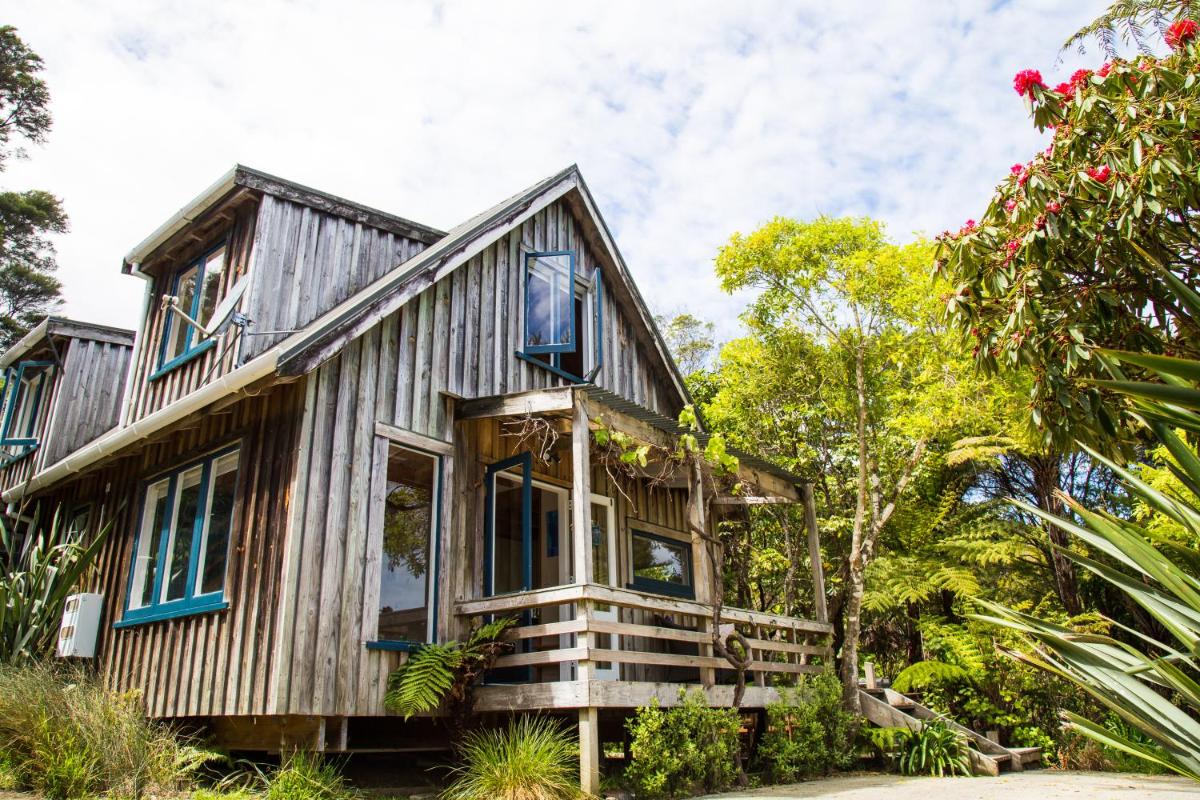 Fern Lodge Coromandel view 2