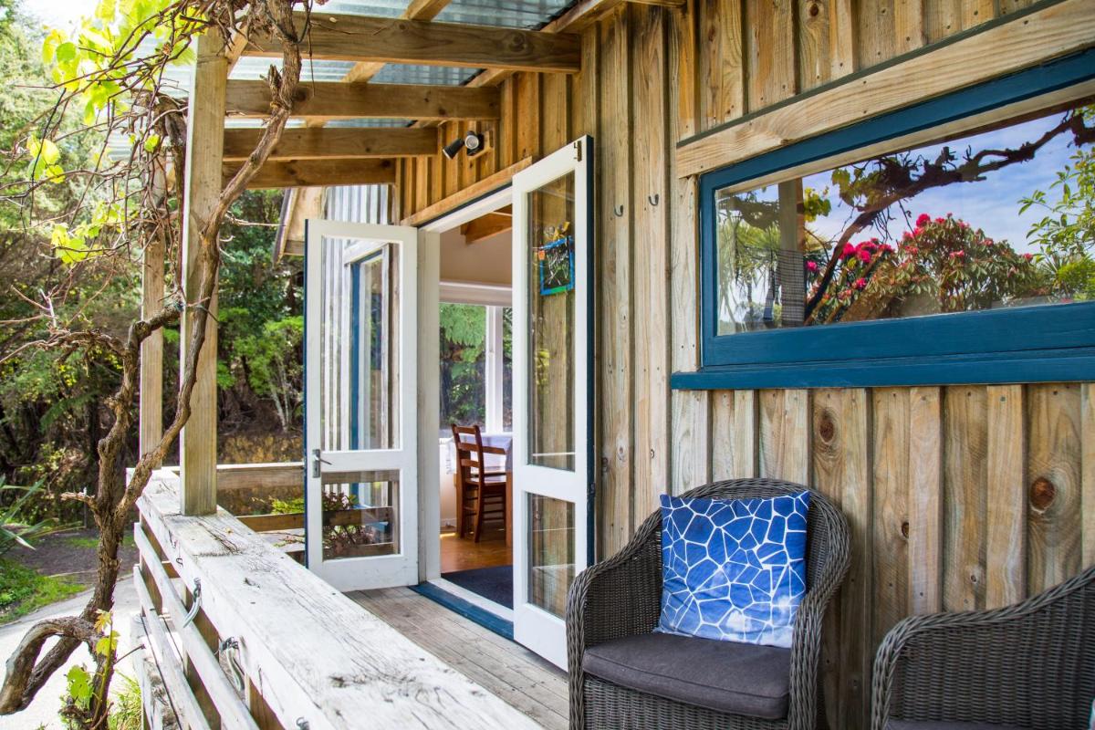 Fern Lodge Coromandel view 3