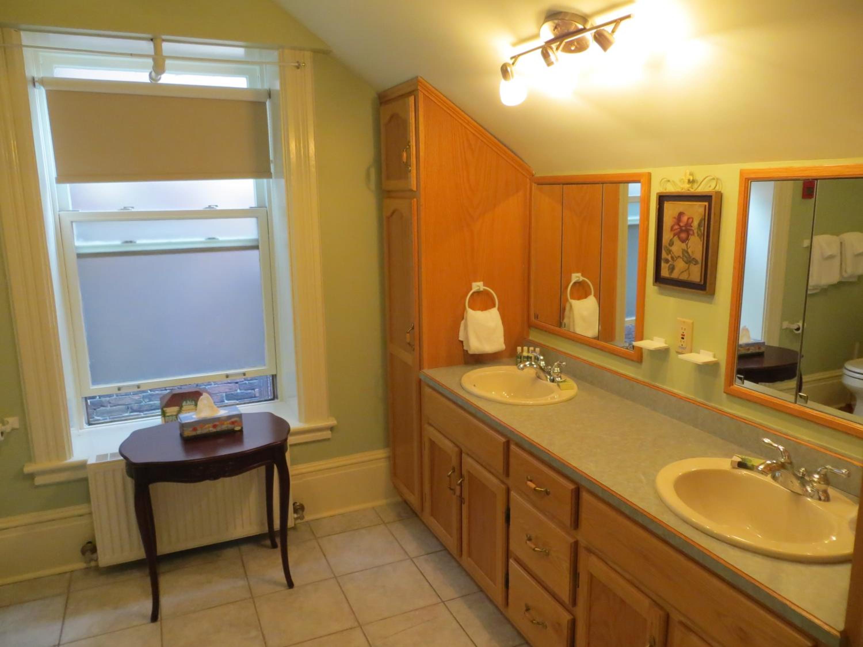 Chipman Hill Suites - Union Street