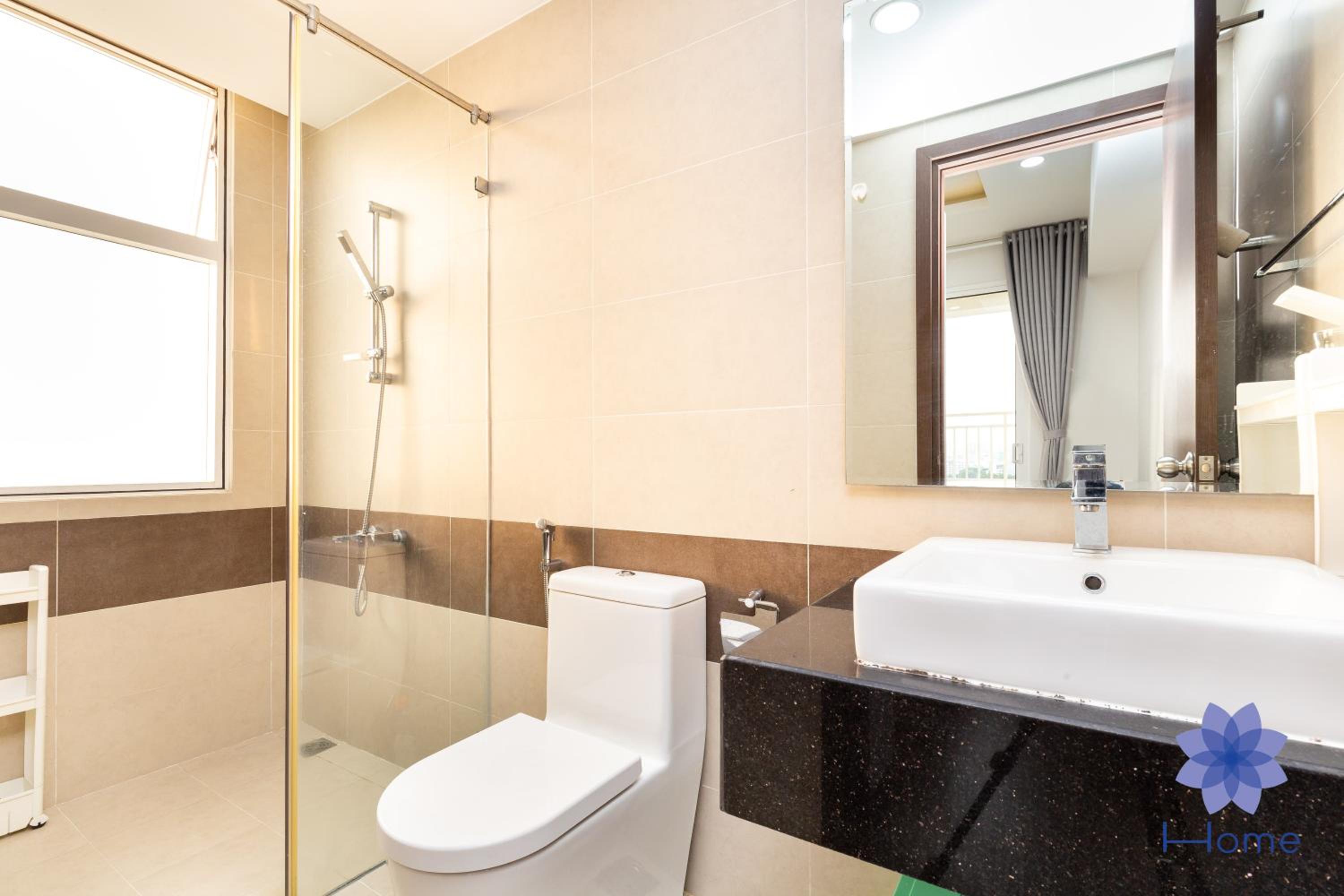 Home, Cosy&Luxury Apartment - 5mins to Airport, Free Pool&Gym, Airport Pick up Service