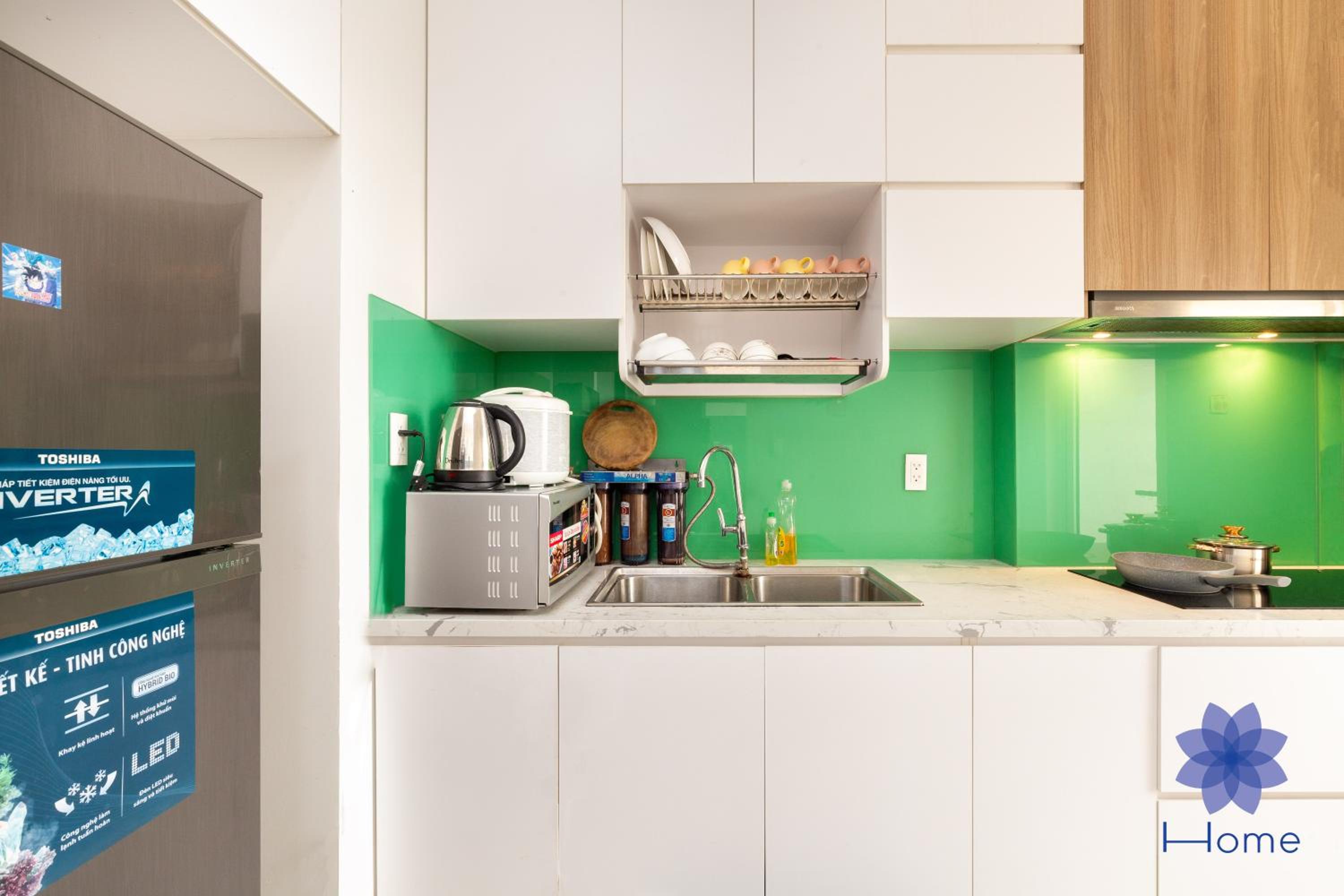 Home, Cosy&Luxury Apartment - 5mins to Airport, Free Pool&Gym, Airport Pick up Service