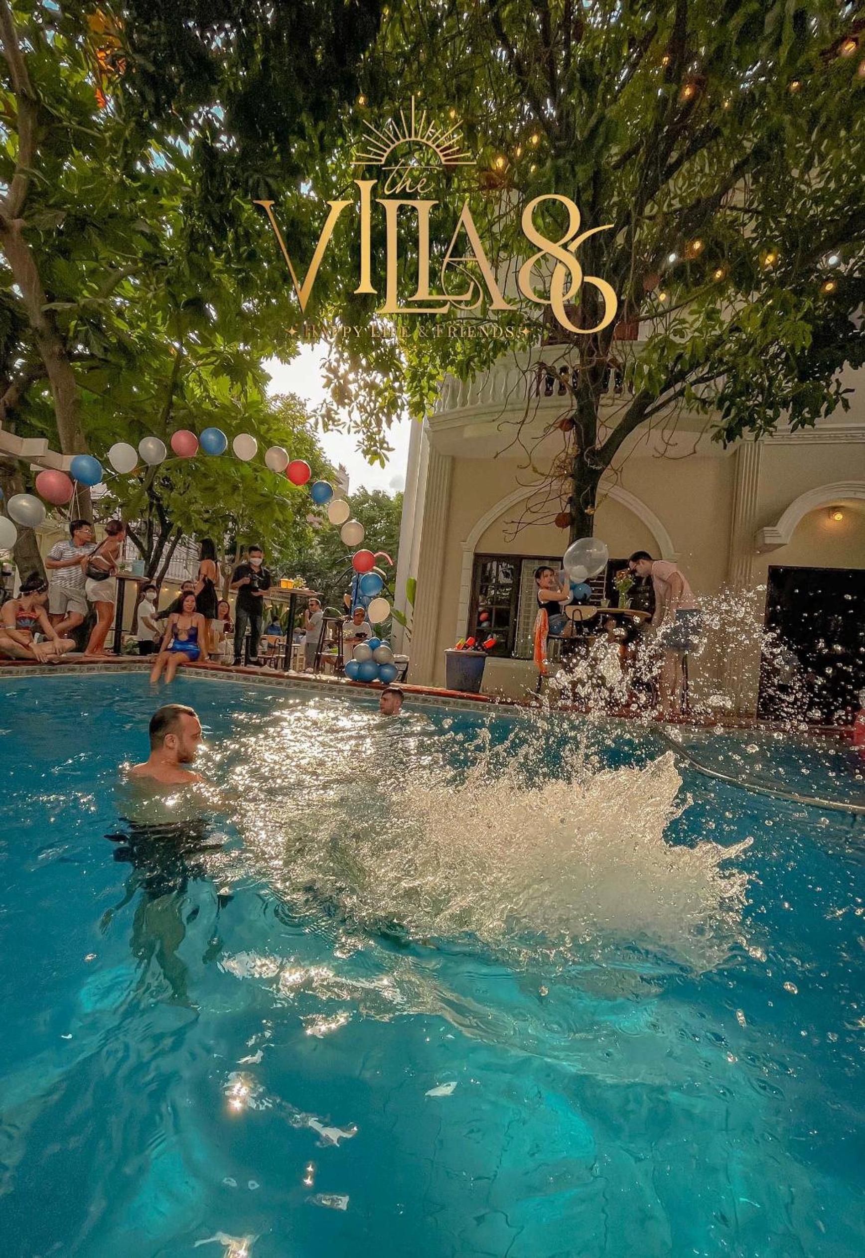 Villa 86