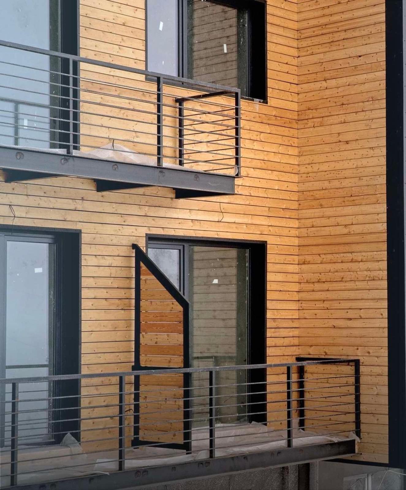 3 bedroom condo with free parking on premises view 5