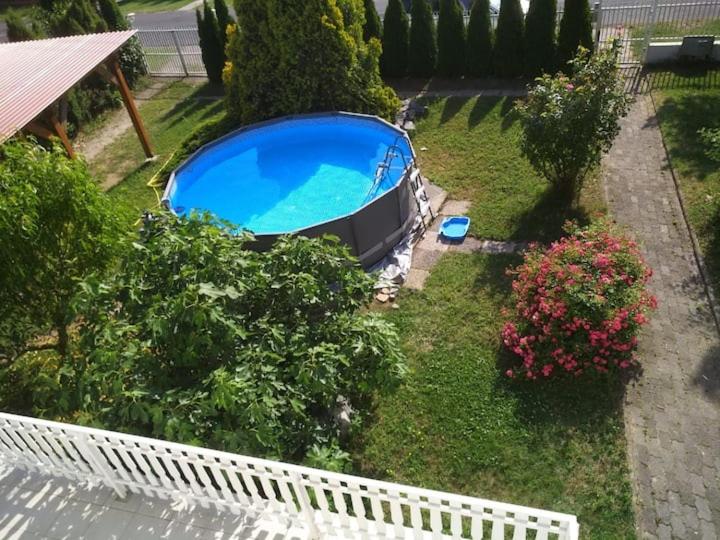 Two bedroom apartment with swimming pool view 3