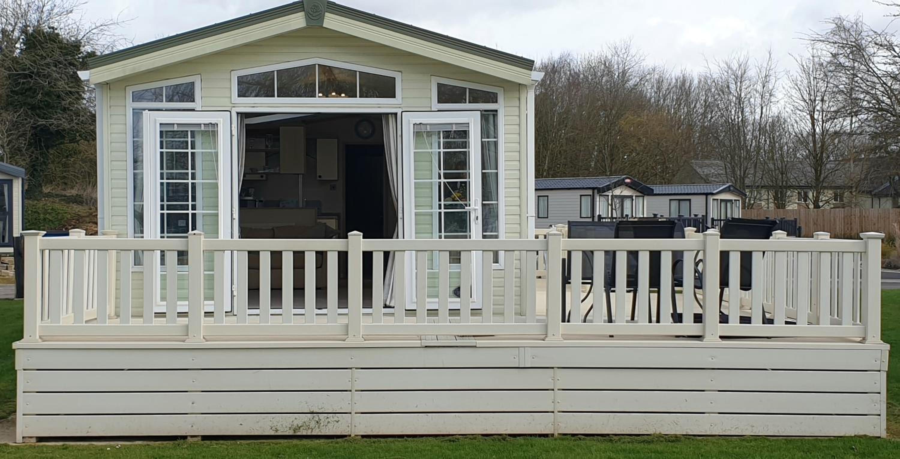 Caravan in the Cotswolds view 5