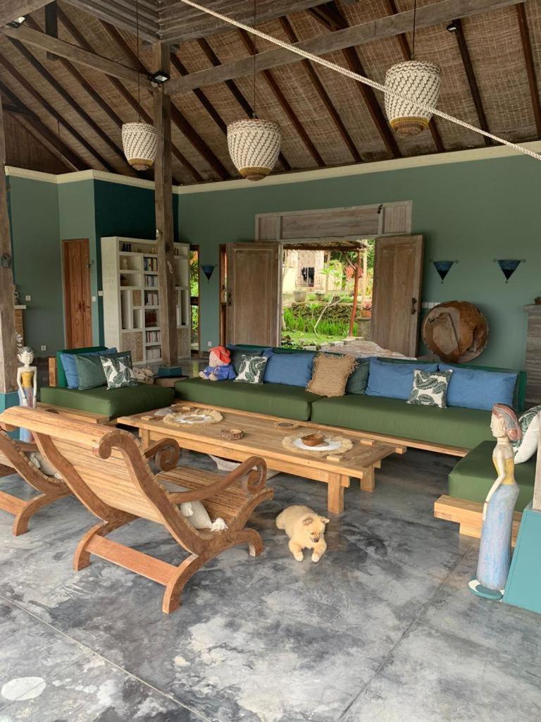 Villa Anjing
