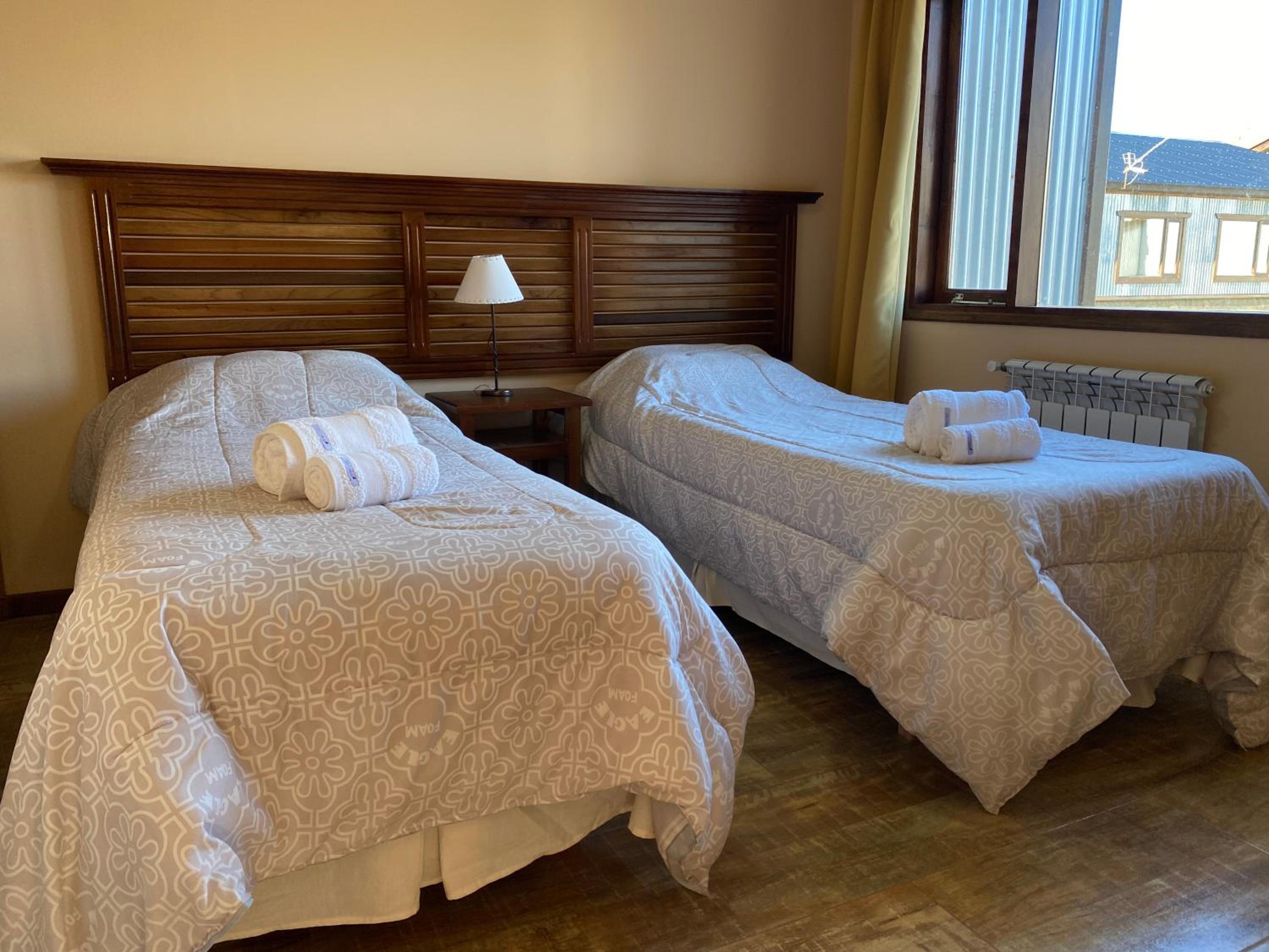 Patagonia Austral Suites - Cabaña con servicio de hotel - DESAYUNO INCLUIDO!