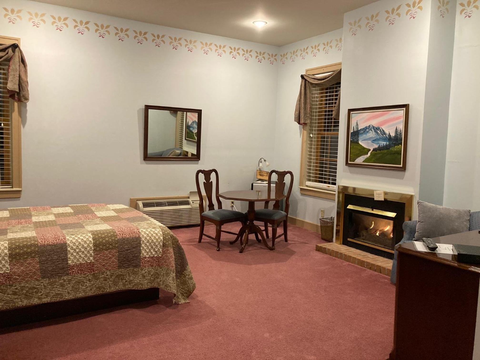 Oak Valley Inn and Suites