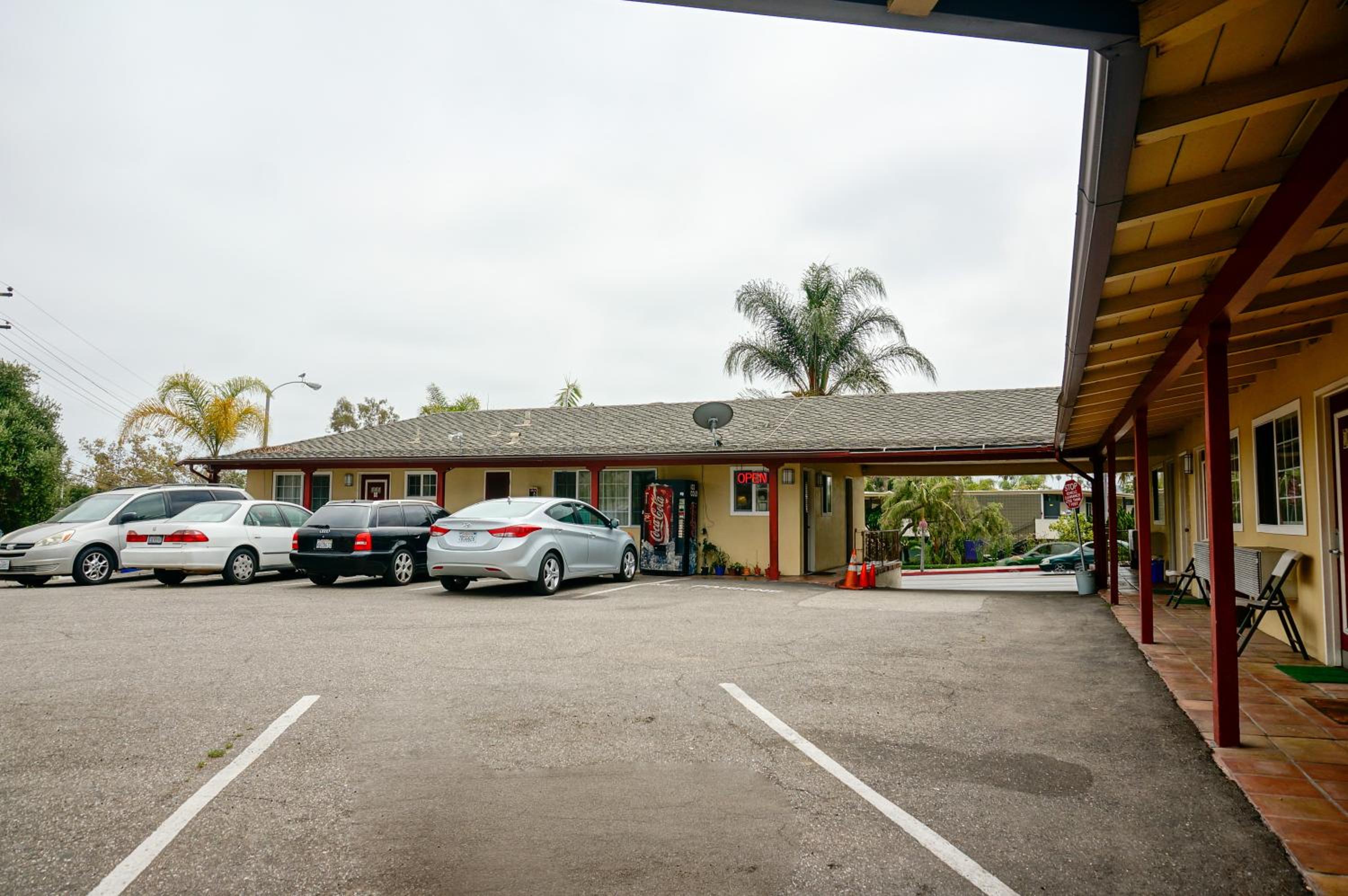 Town and Country Inn