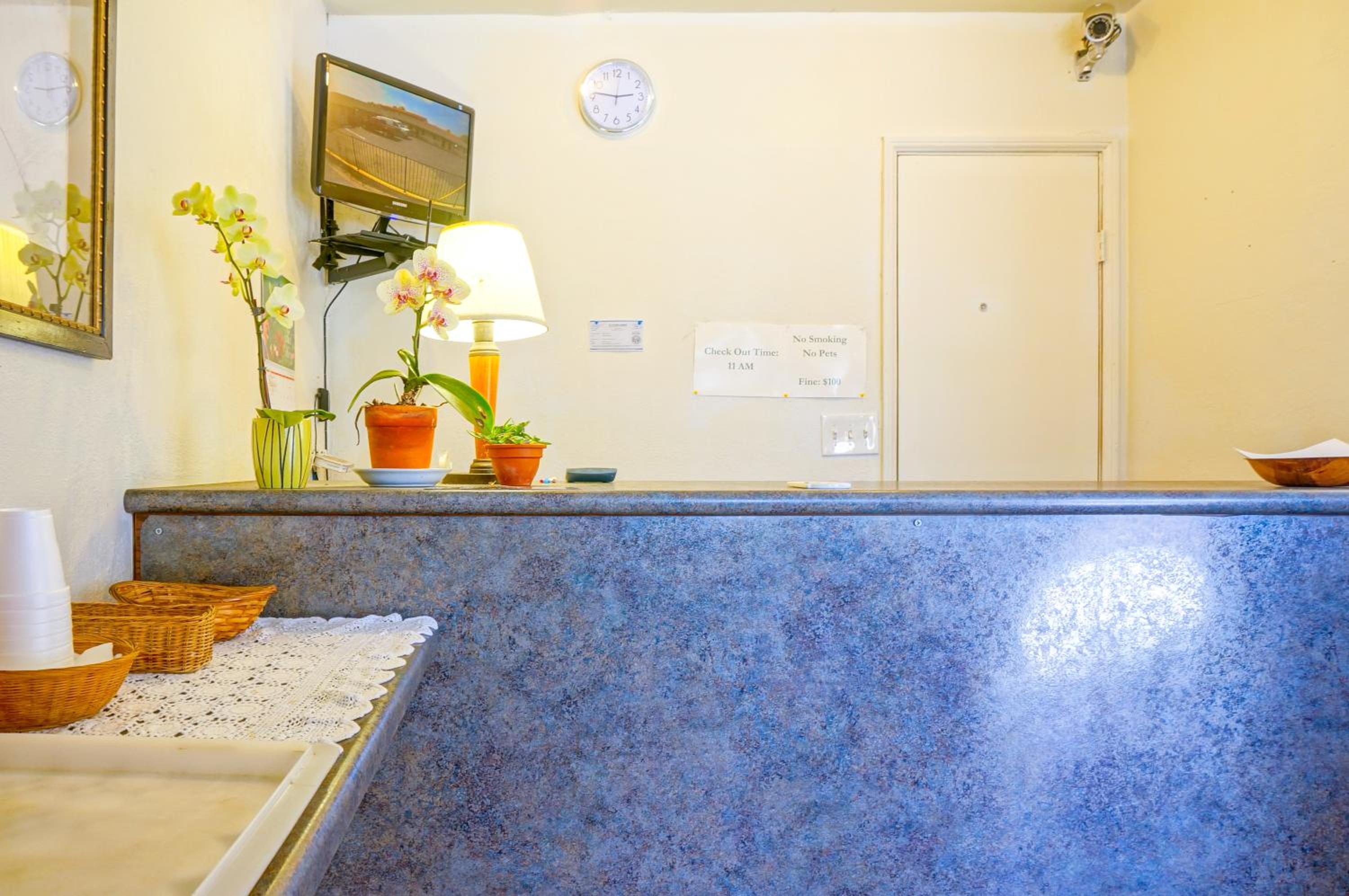 Town and Country Inn