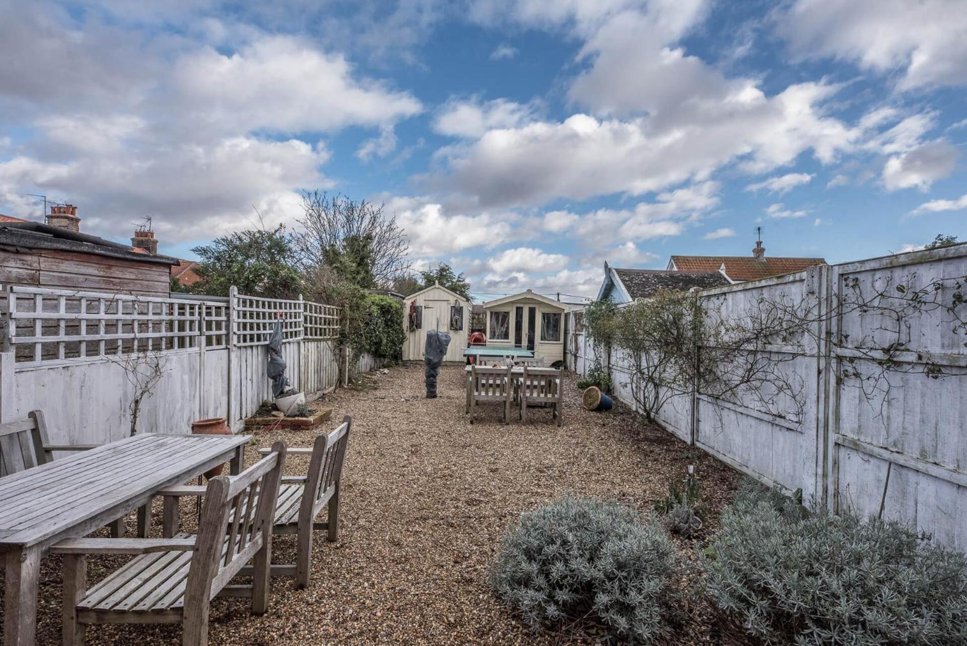 Sandy Lane Cottage in Reydon view 2