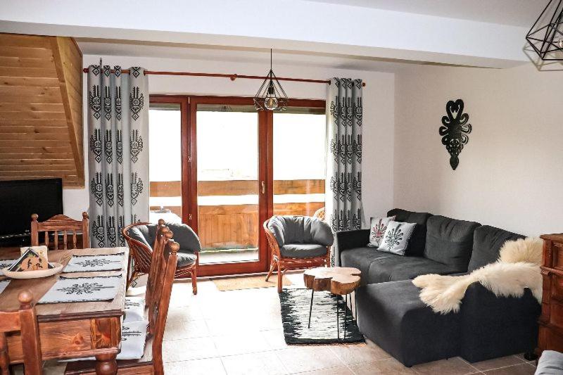 Apartament z basenem view 4