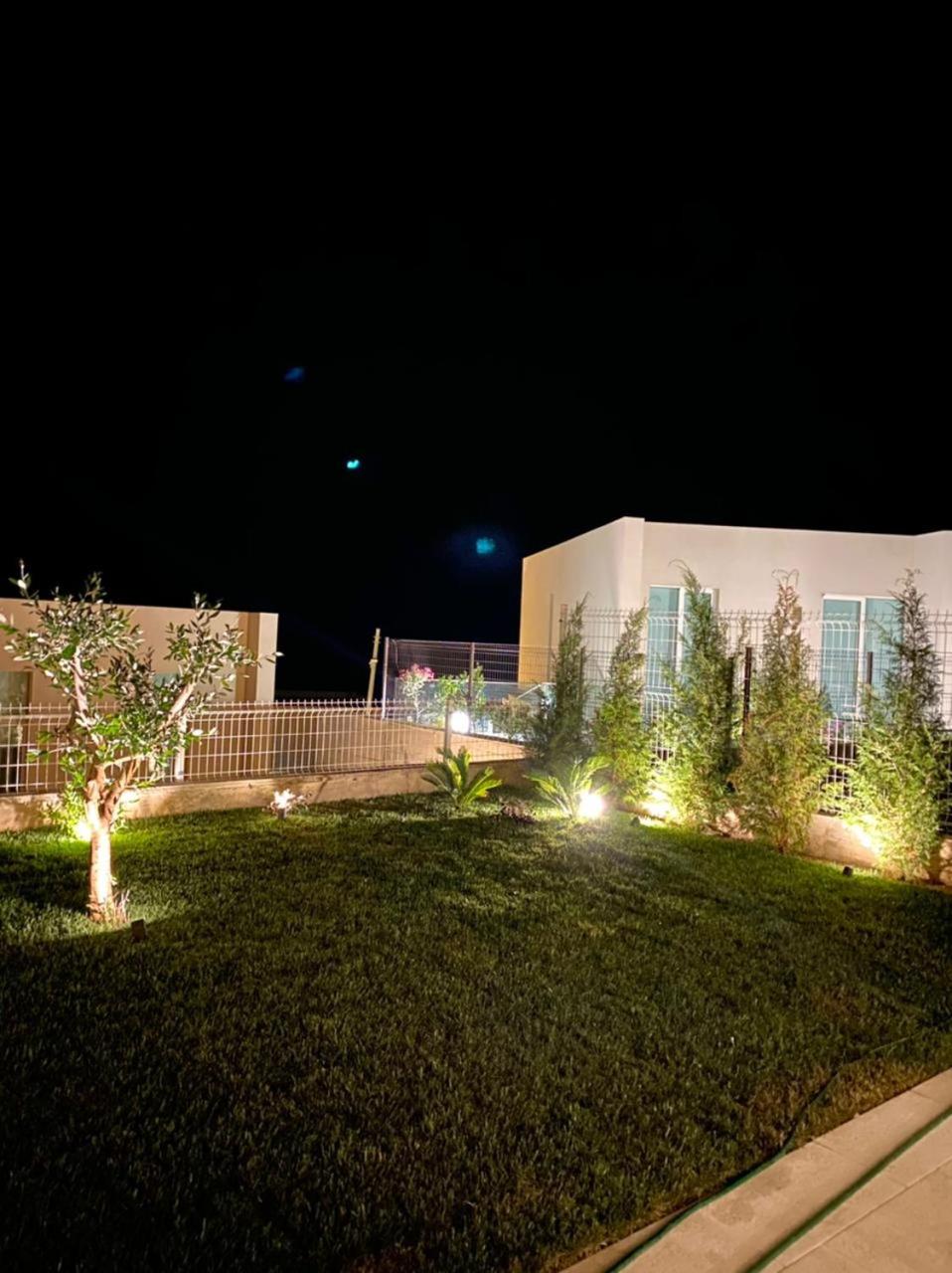 Villa Amal Palase