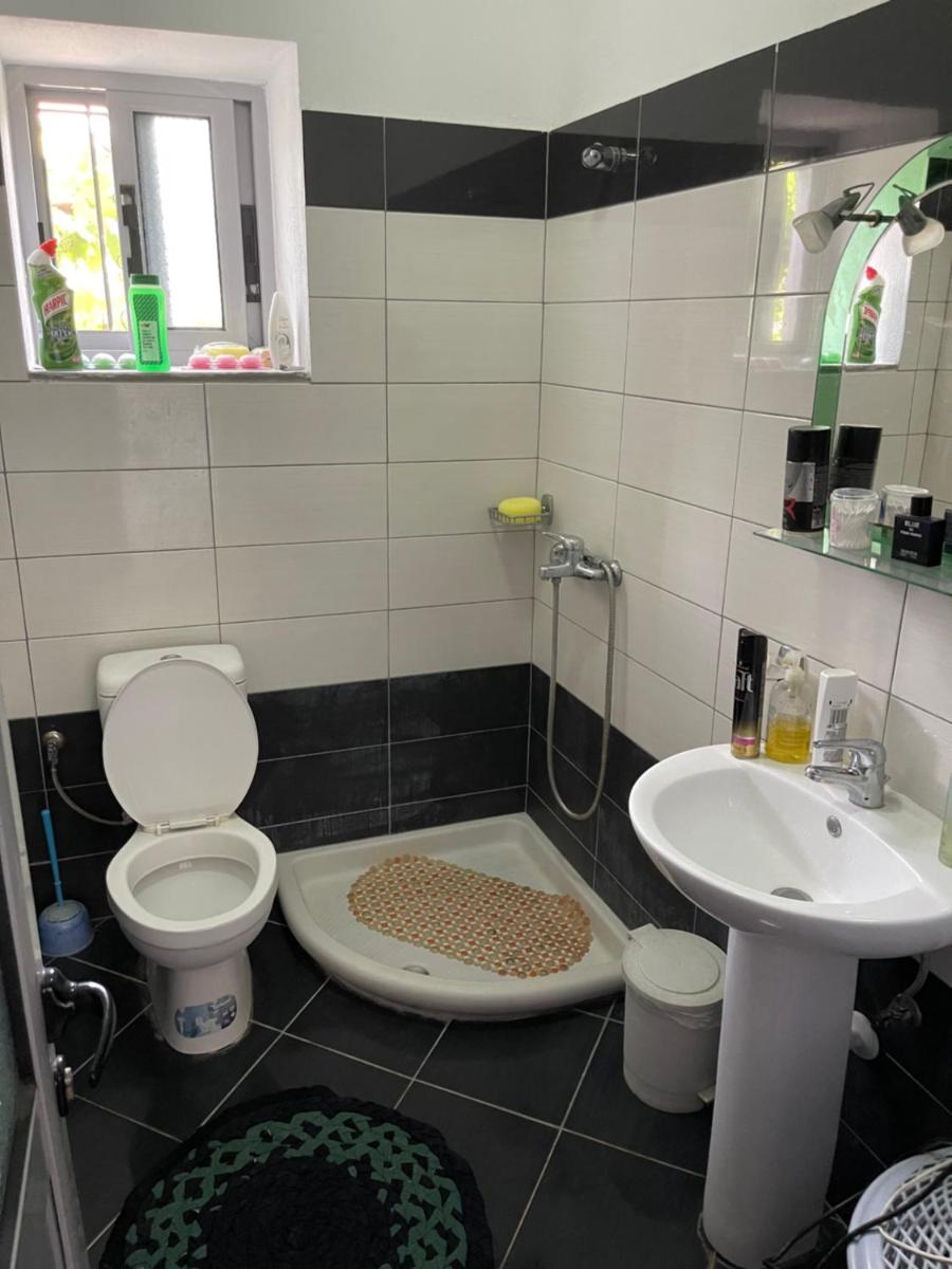 Leka GuestHouse