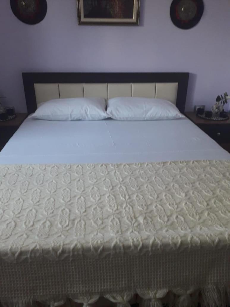 Leka GuestHouse
