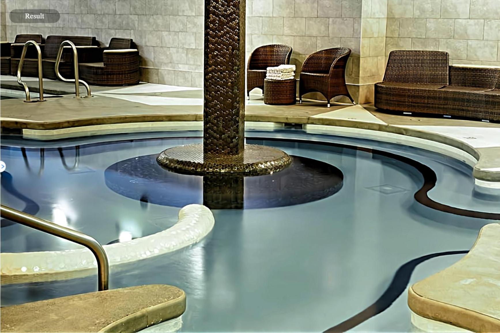 Spectacular Penthouse With Amazing Views, Indoor Pool and Hot tub