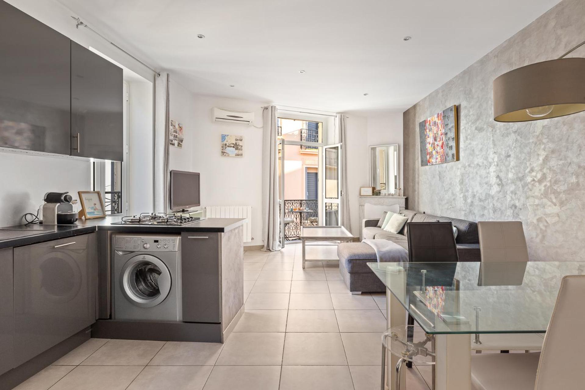 Appartement 2P centre de Cannes avec balcon photo 2