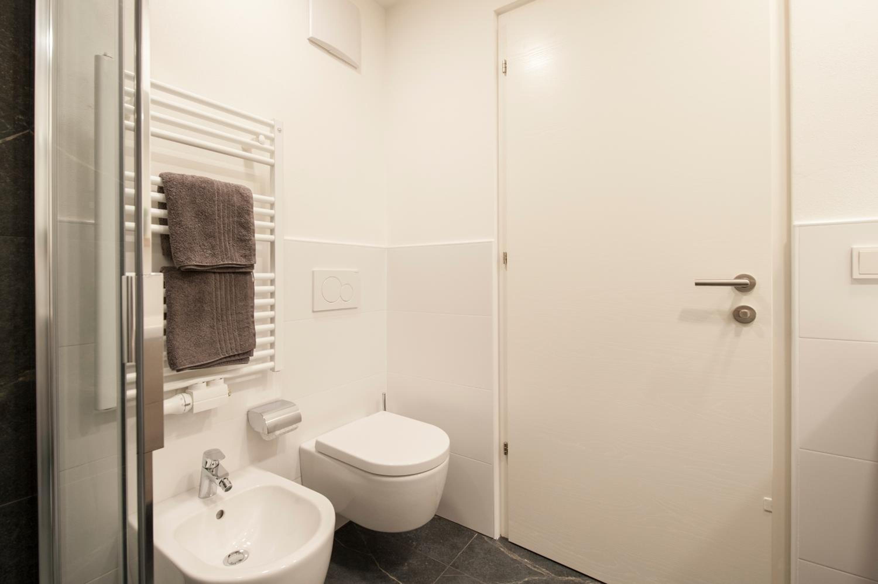 Photo 34