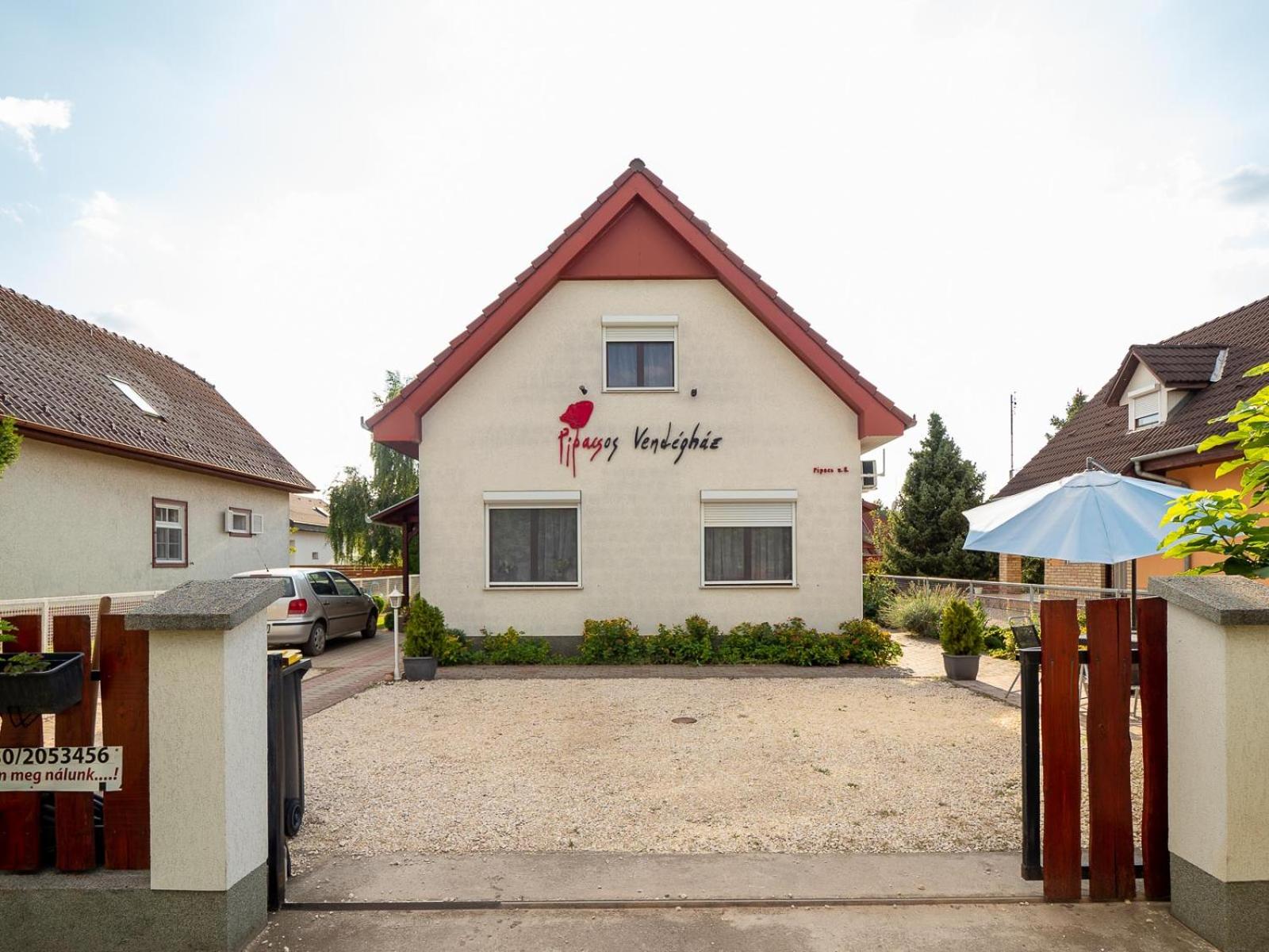 Hotel Pipacs Vendégház