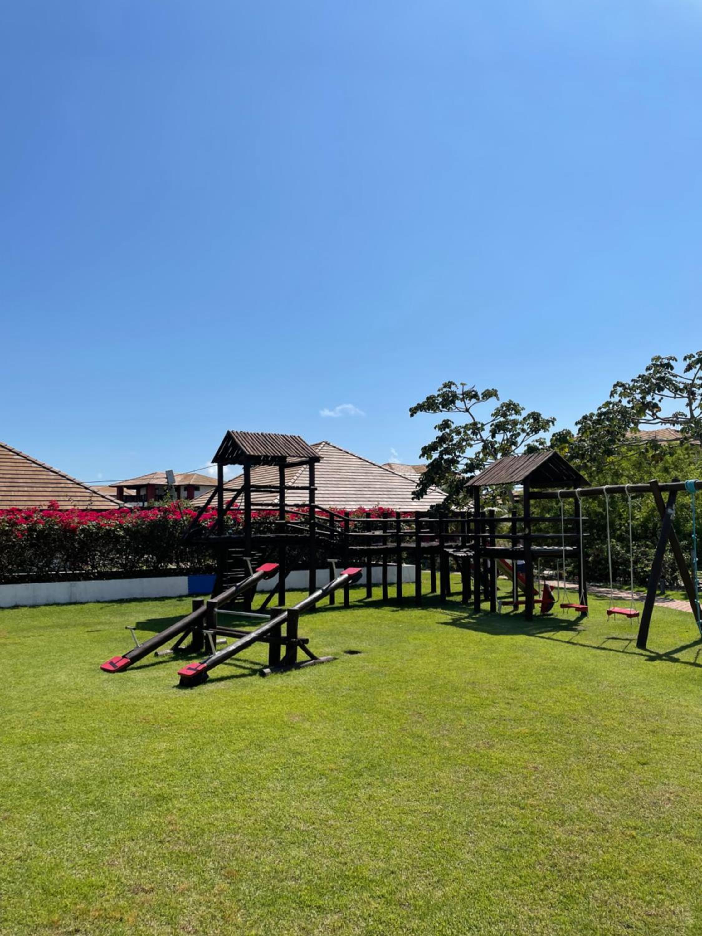 Apartamento 3/4 maravilhoso no Village das Acácias