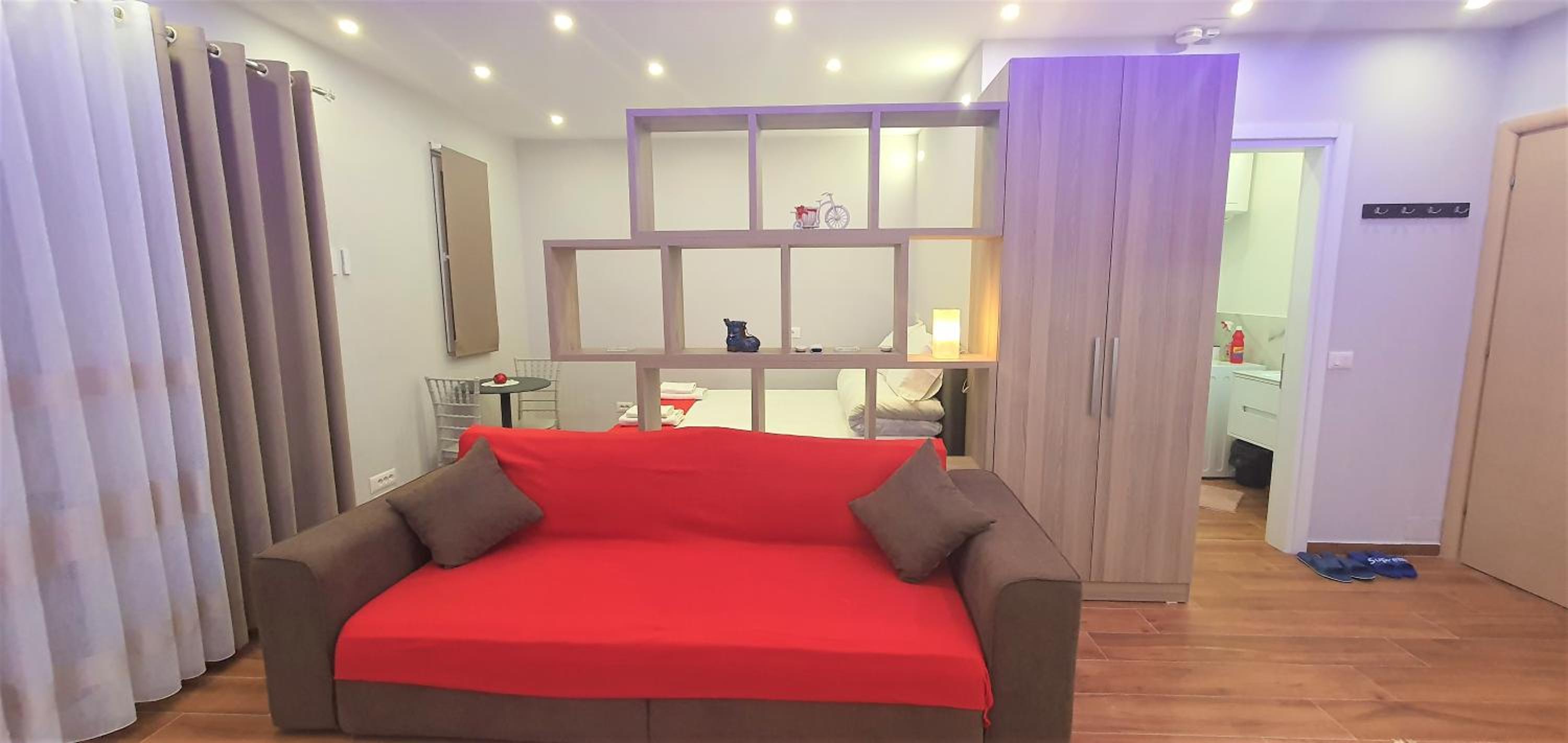 Eni`s Apartments