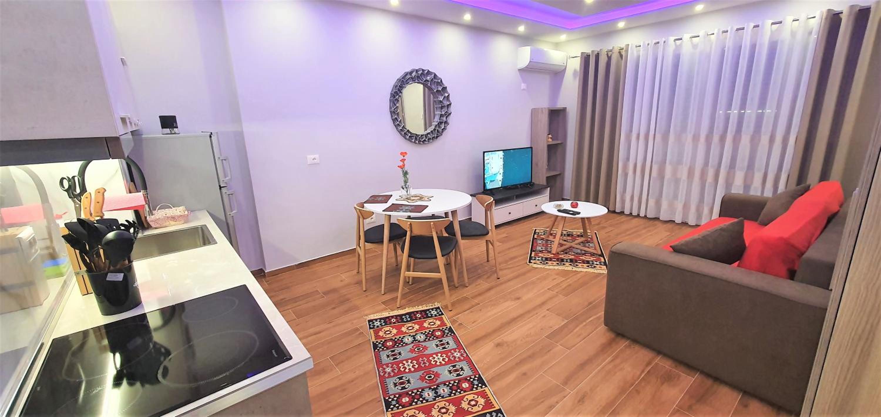 Eni`s Apartments