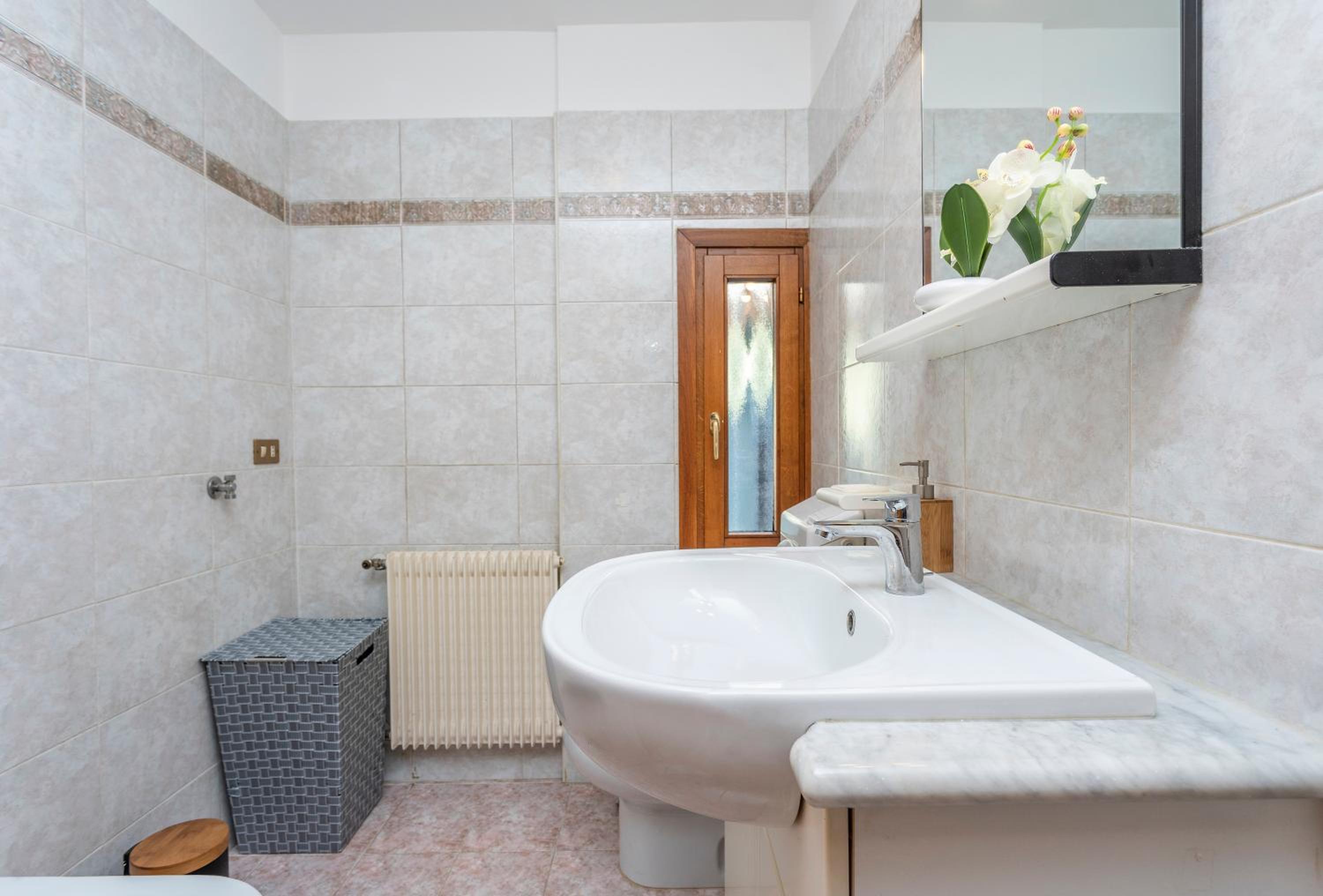 GuestHost - Penthouse Central apartments vista Monte Priesnig