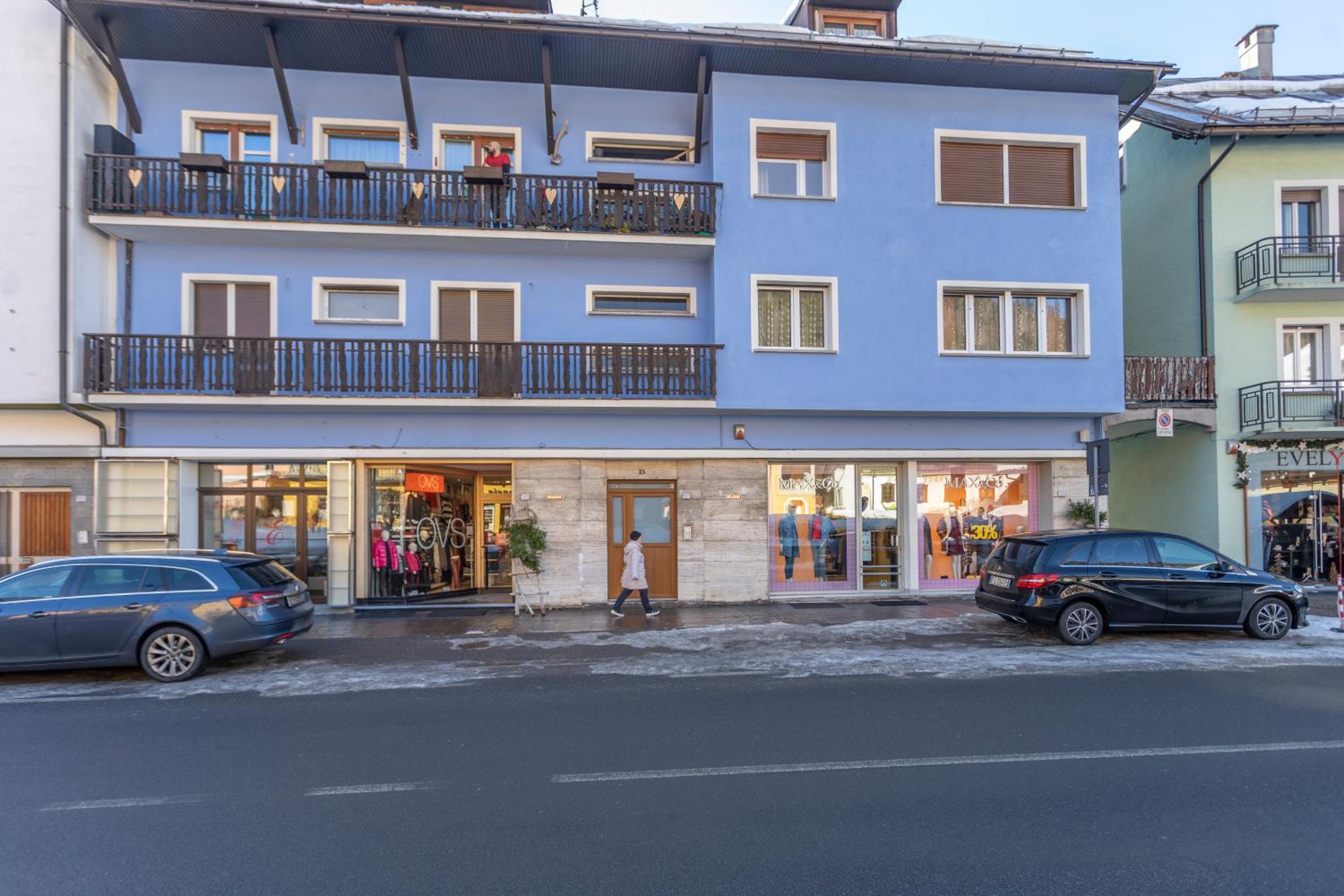 GuestHost - Penthouse Central apartments vista Monte Priesnig