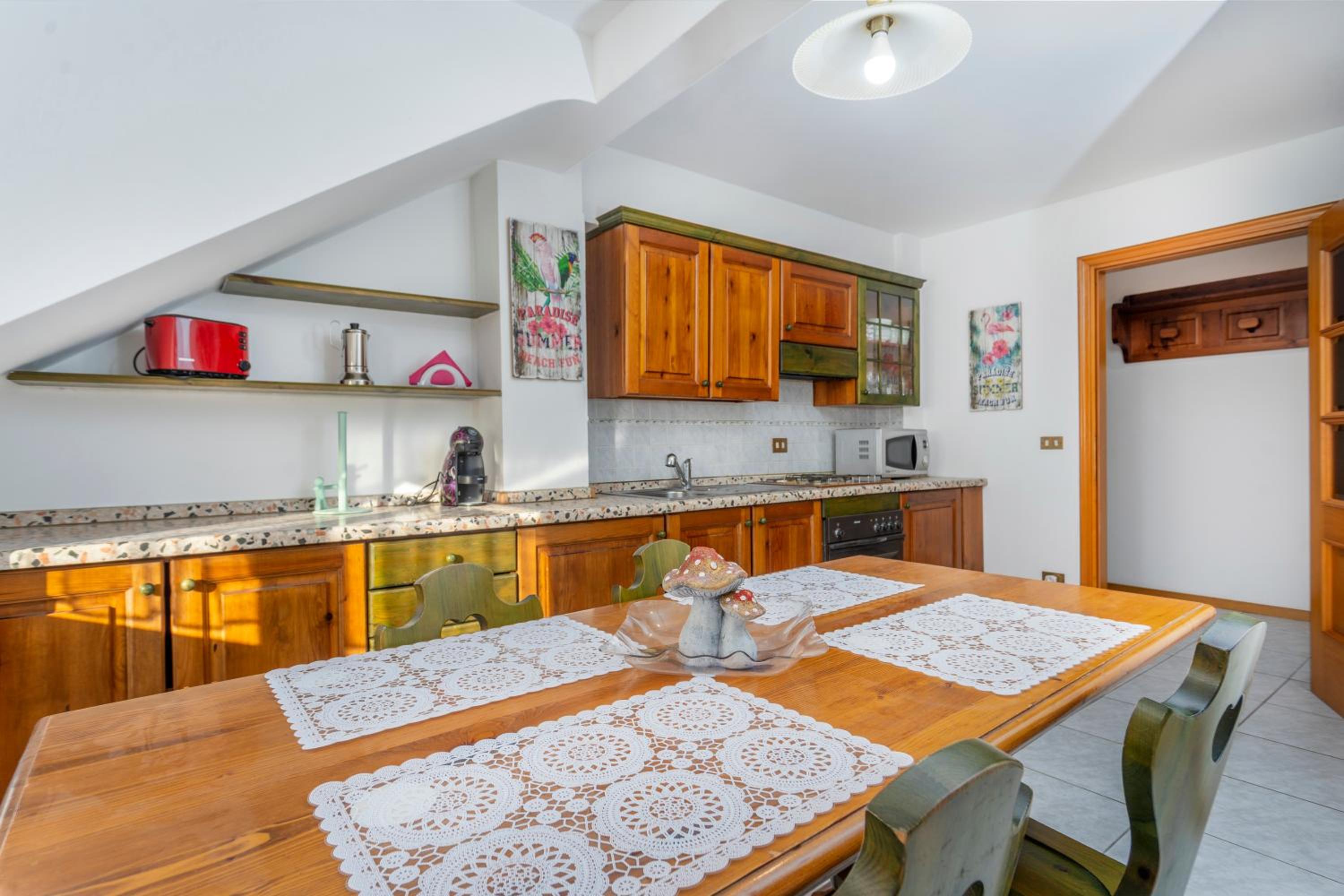 GuestHost - Penthouse Central apartments vista Monte Priesnig