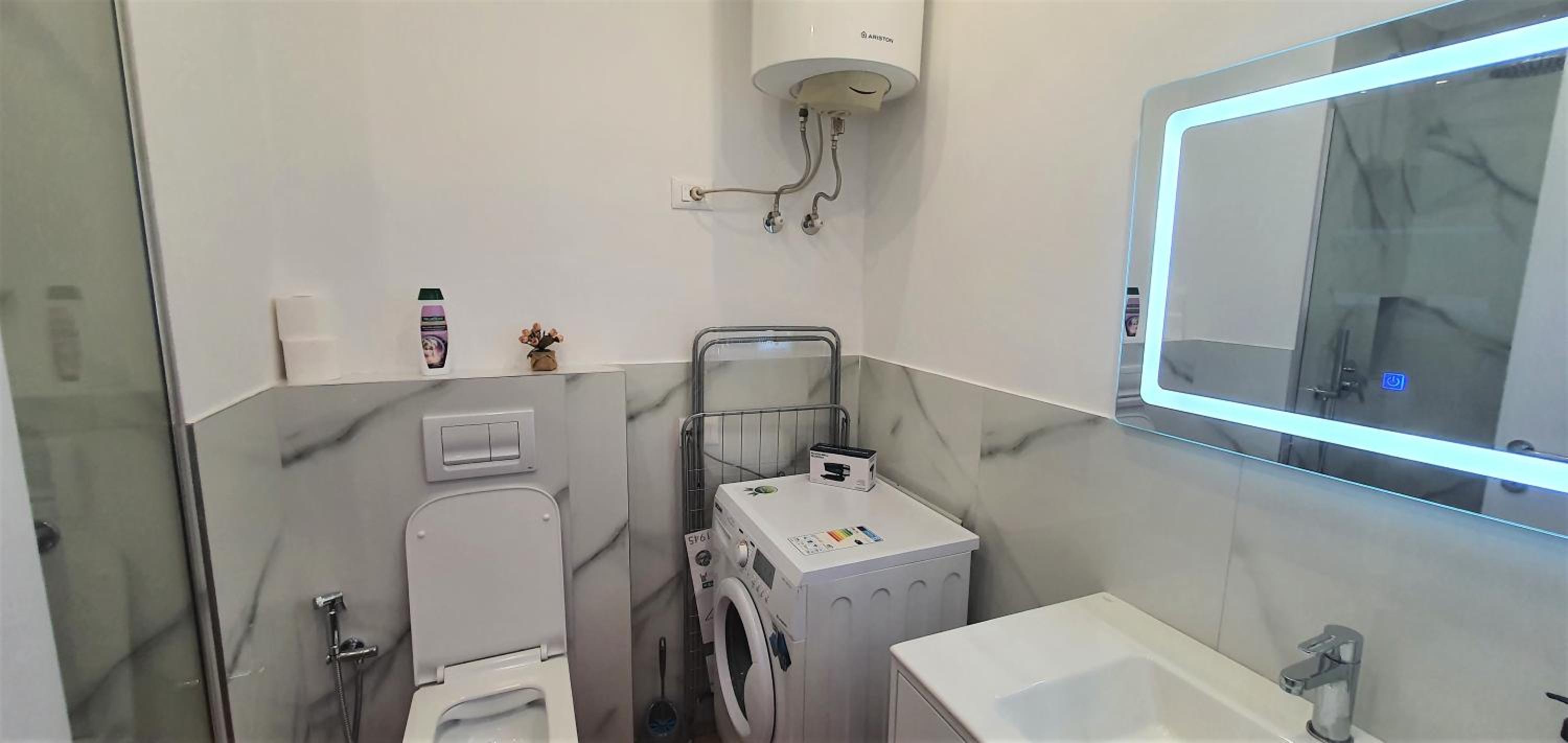 Eni`s Apartments