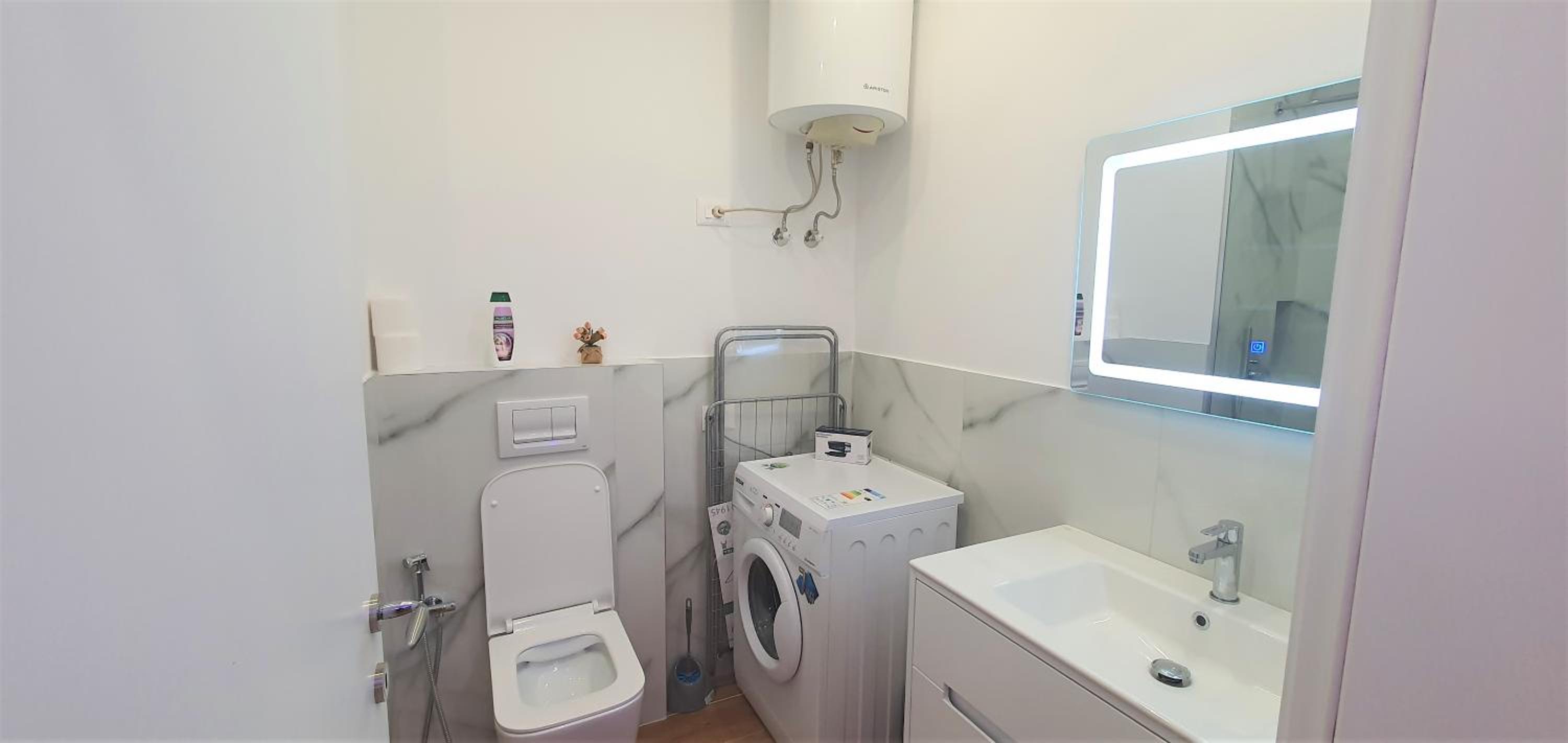 Eni`s Apartments