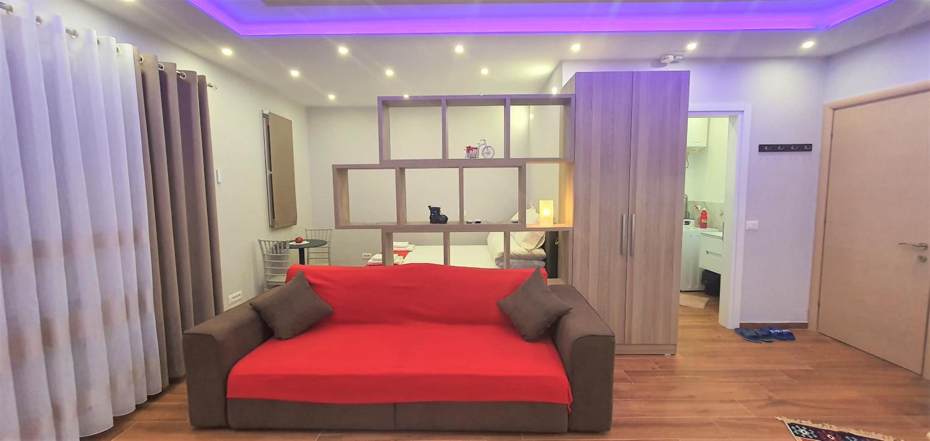 Eni`s Apartments